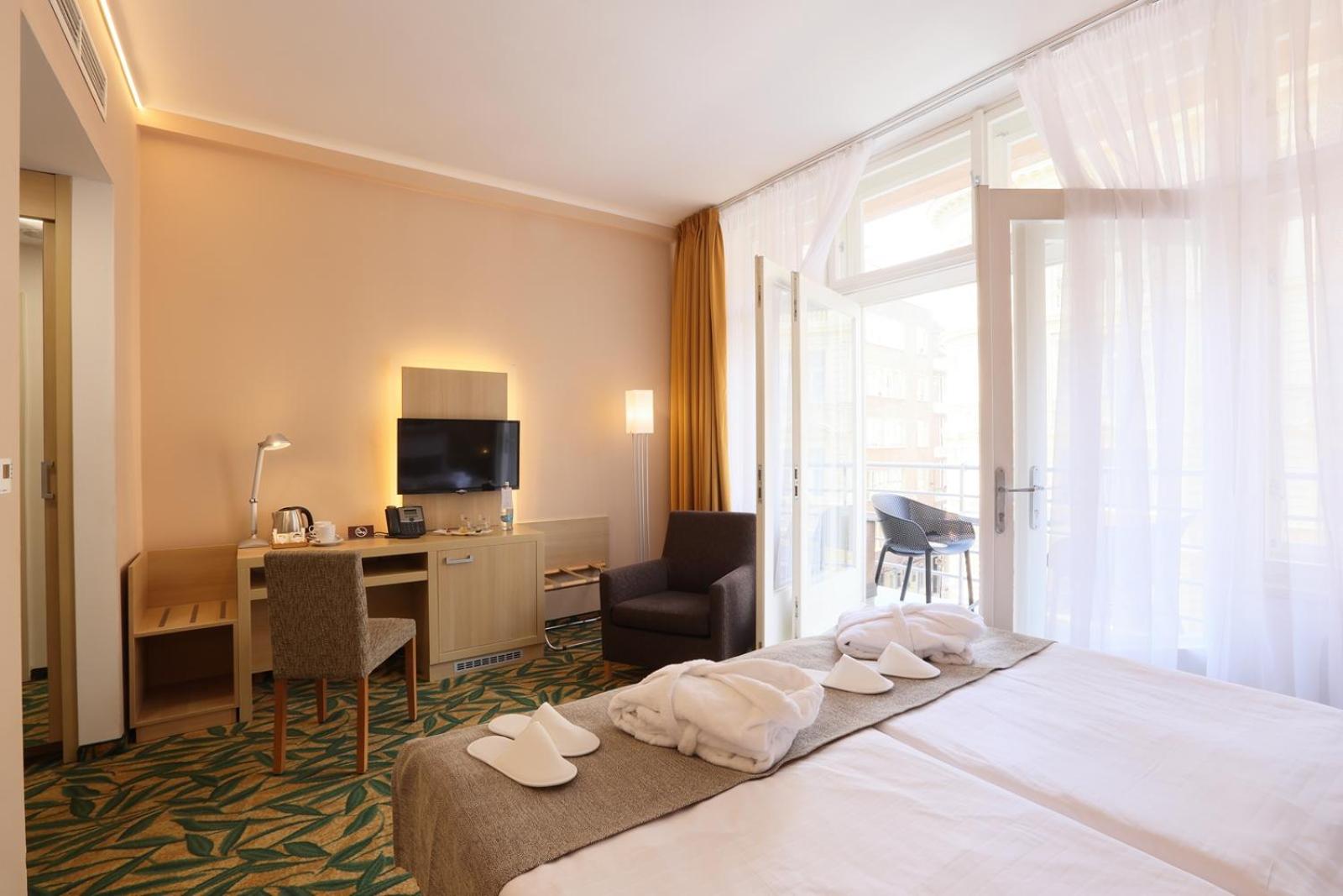 Superior Double or Twin Room with Balcony