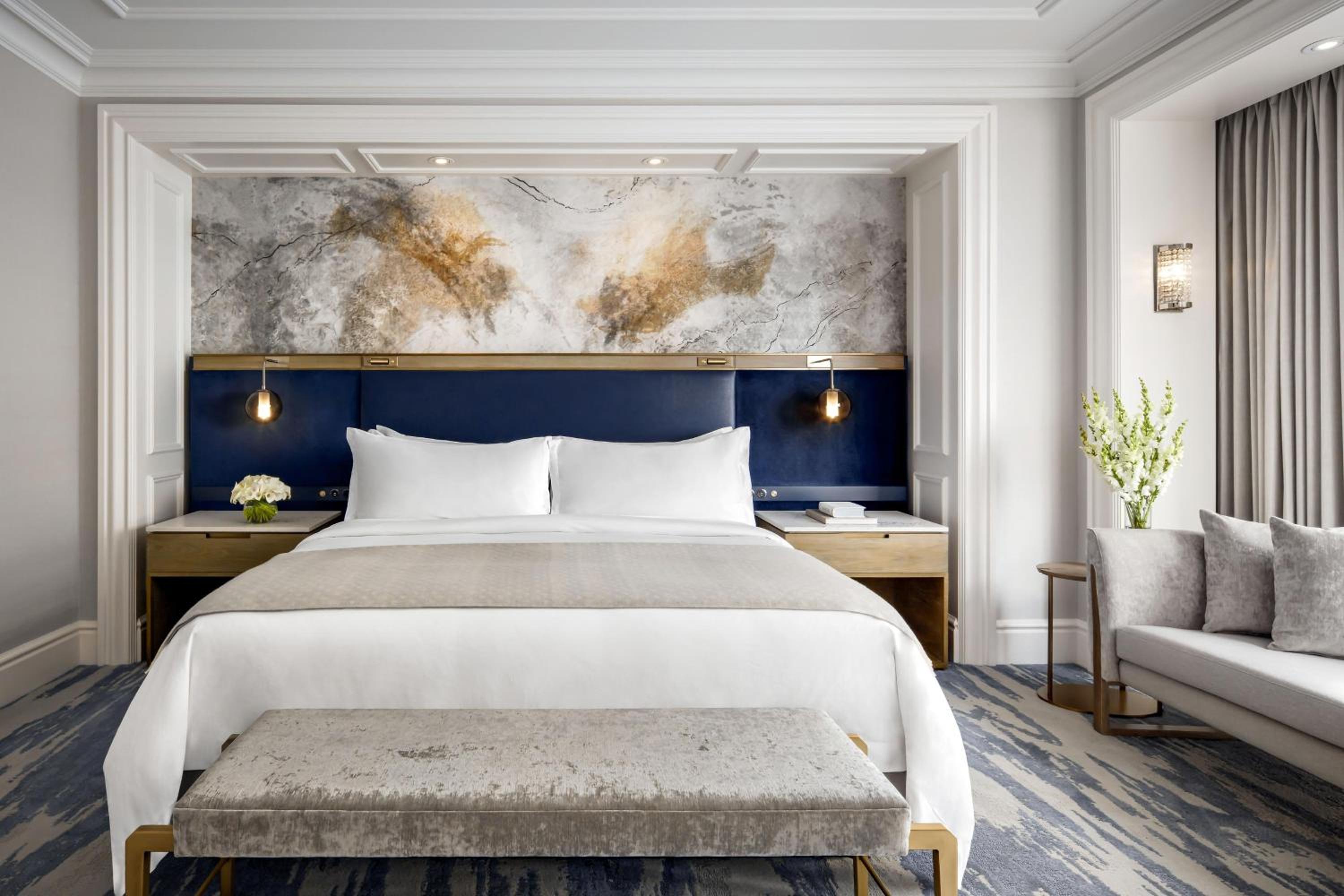 Superior, King Bed, Guest room, 1 King, City view