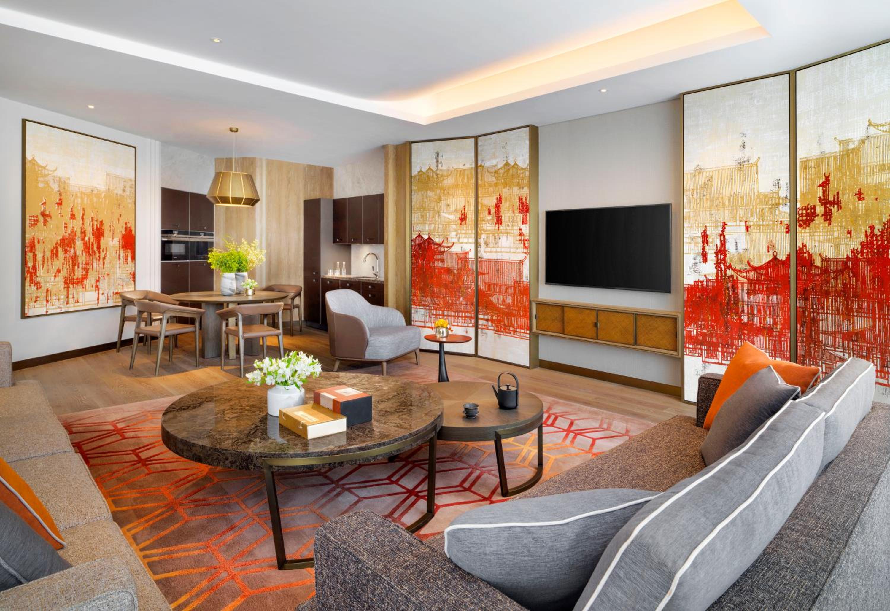 Grand Executive Suite