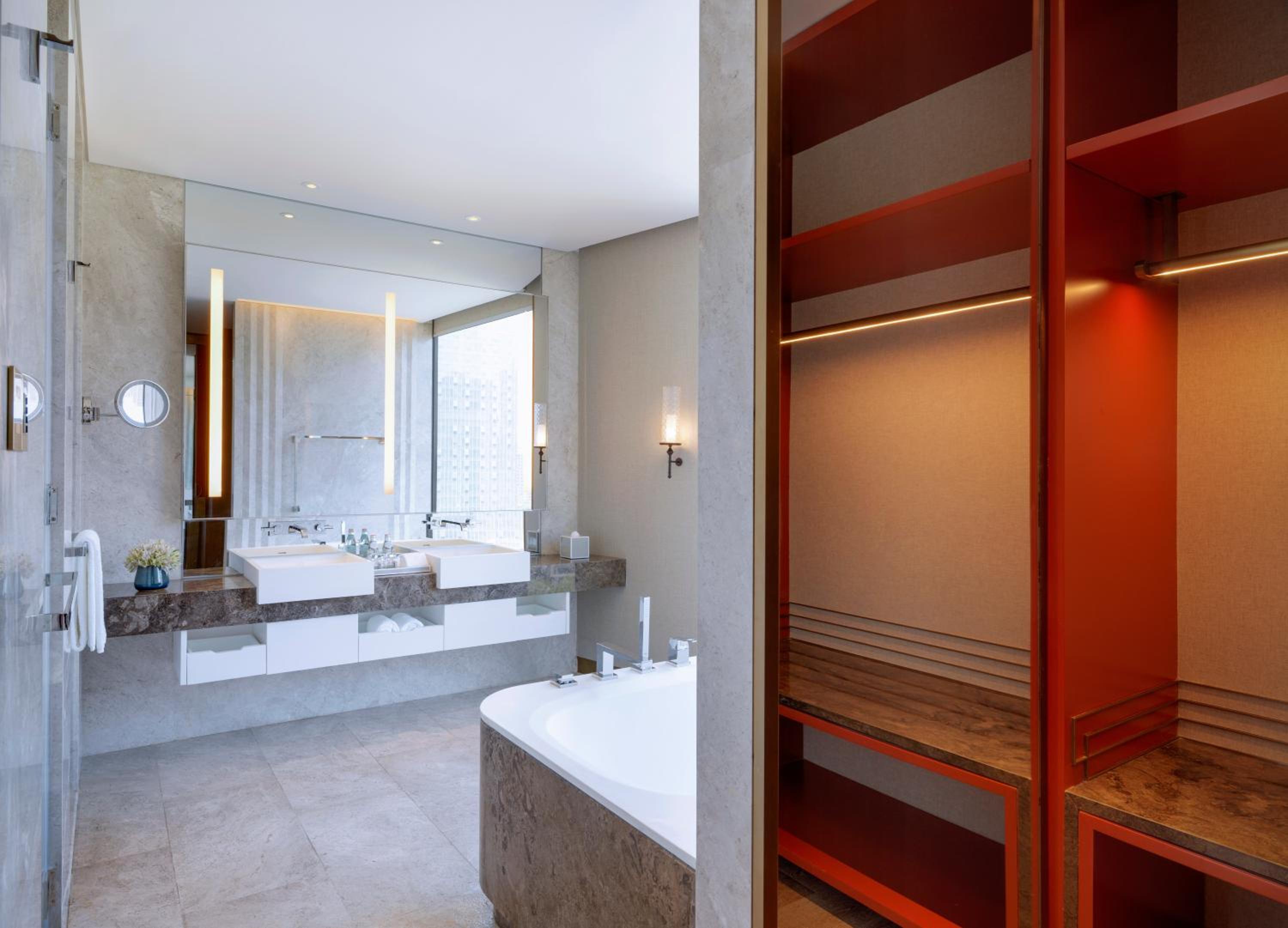 Family Twin Room