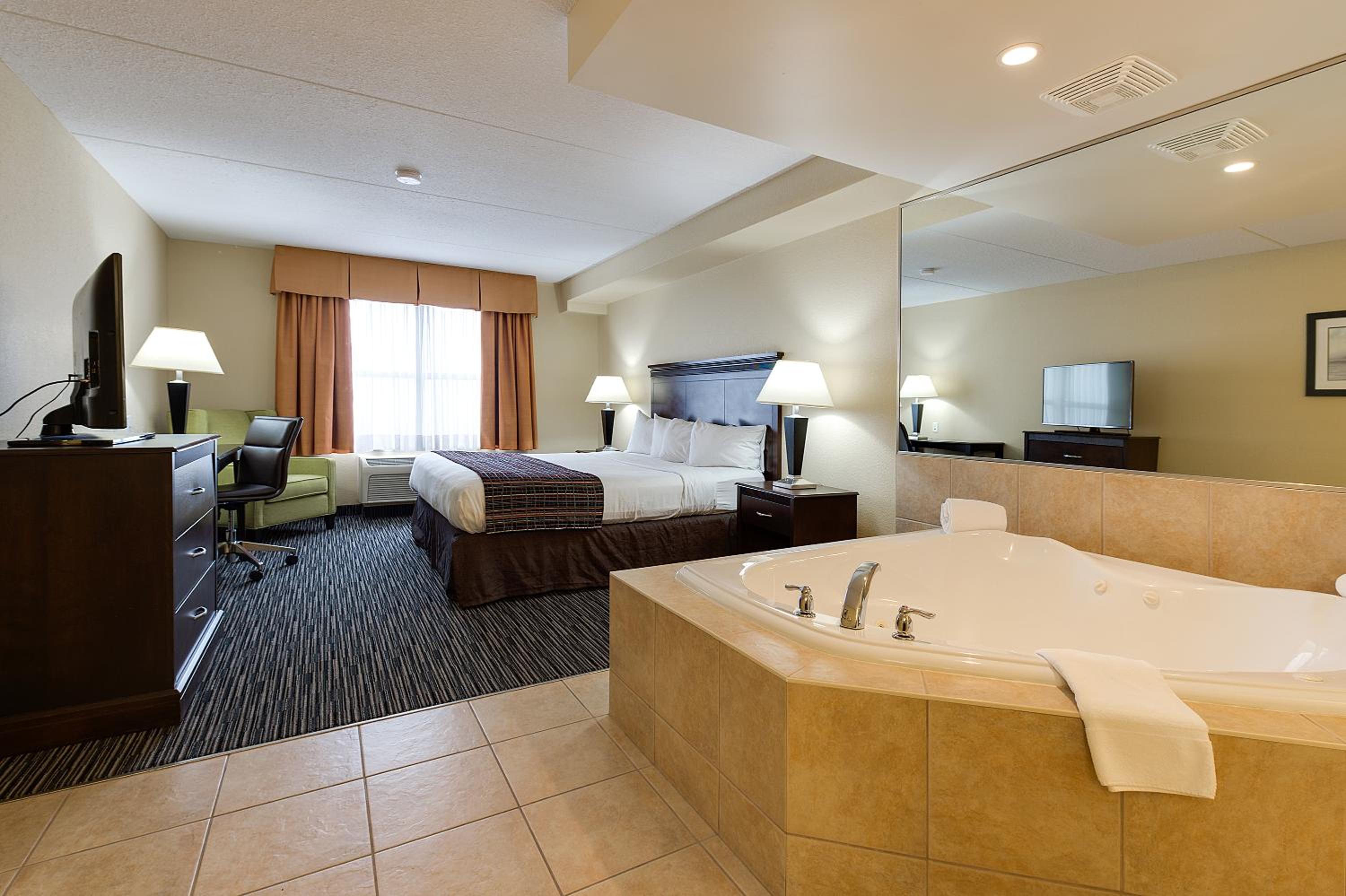 King Suite with Spa Bath
