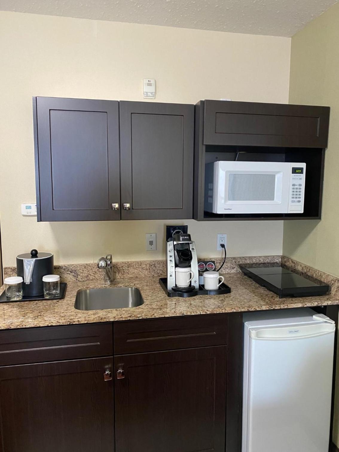 King Suite with Kitchenette