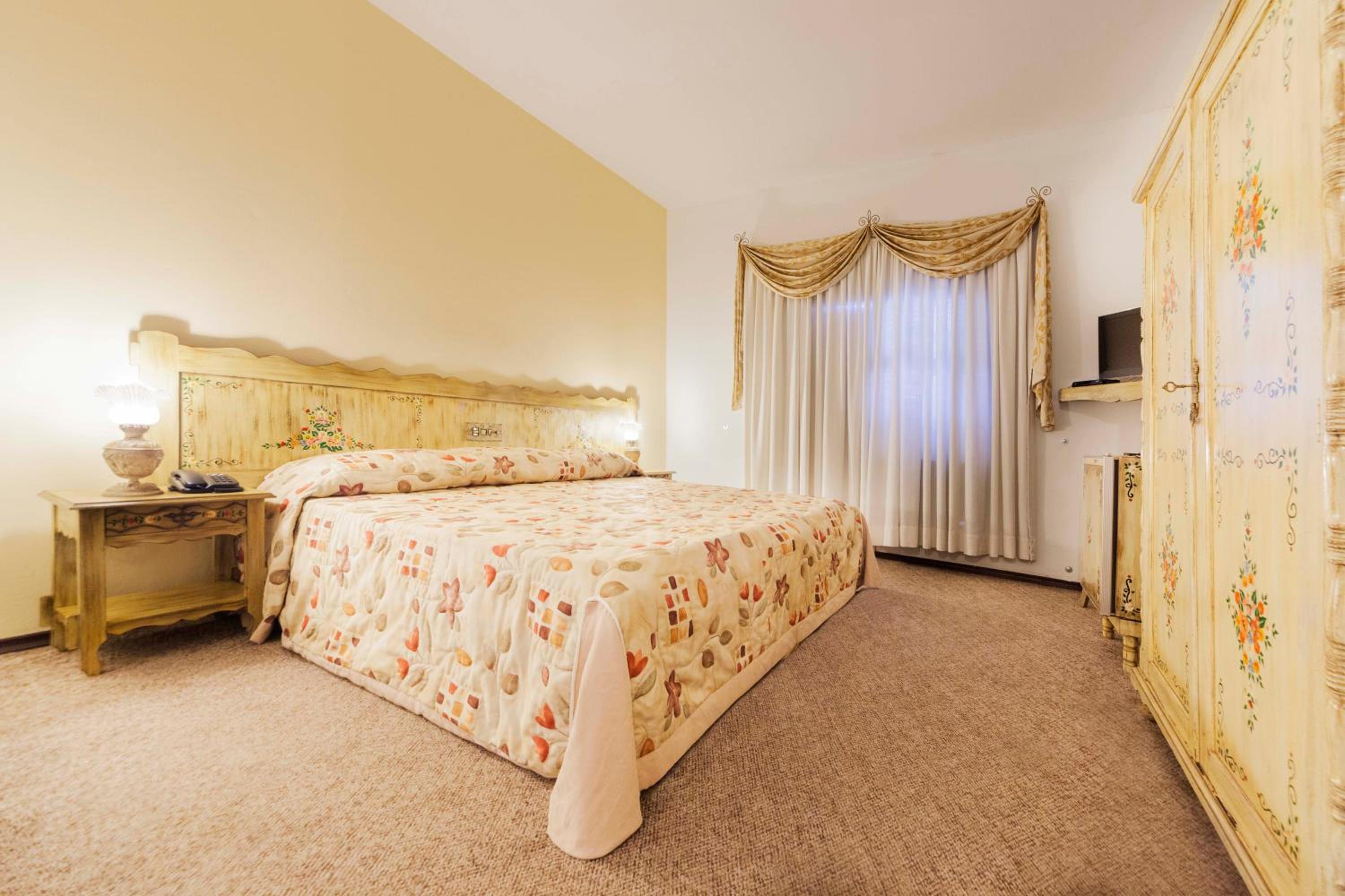 Standard Room with Double Bed