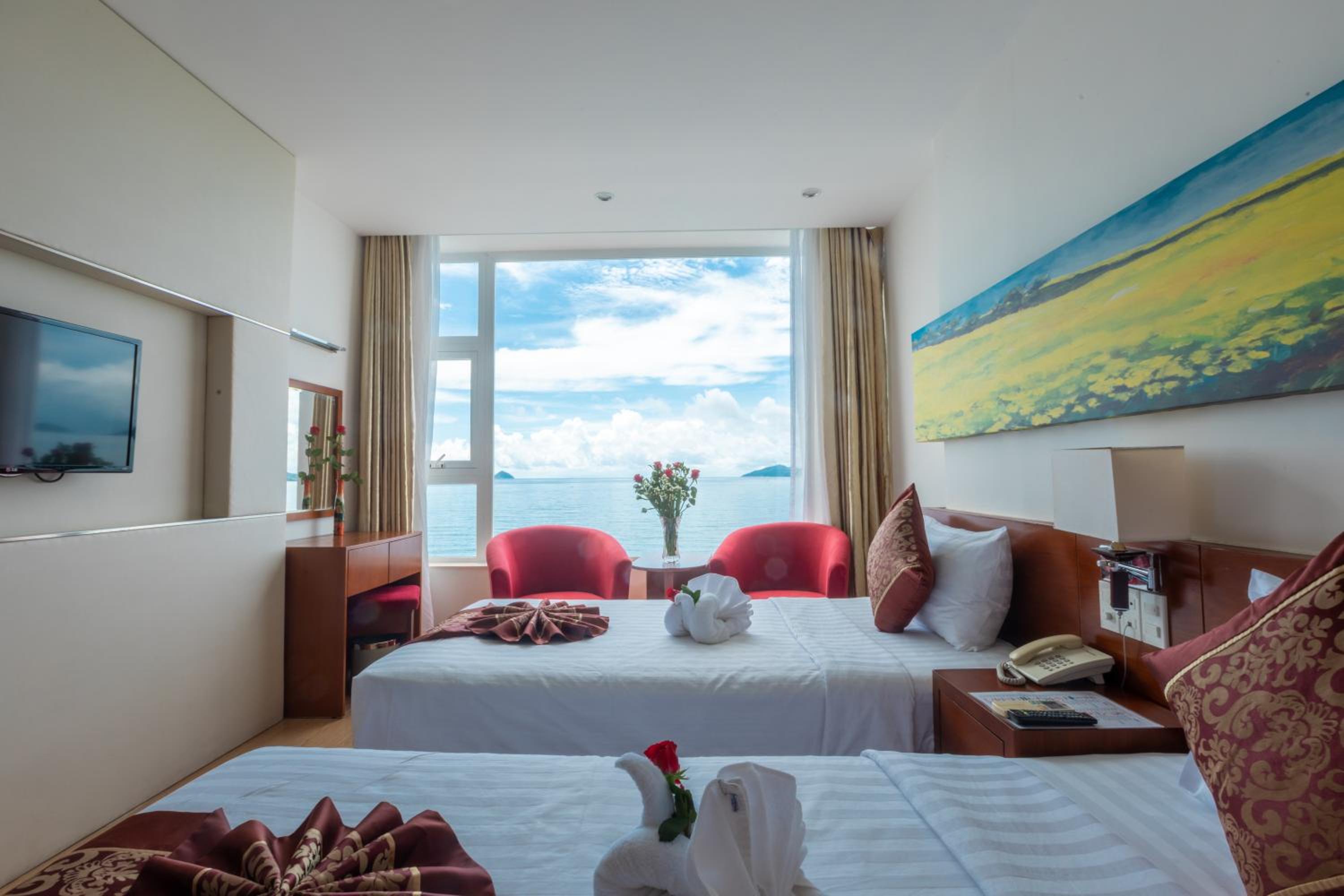 Deluxe Double Or Twin Room With Sea View