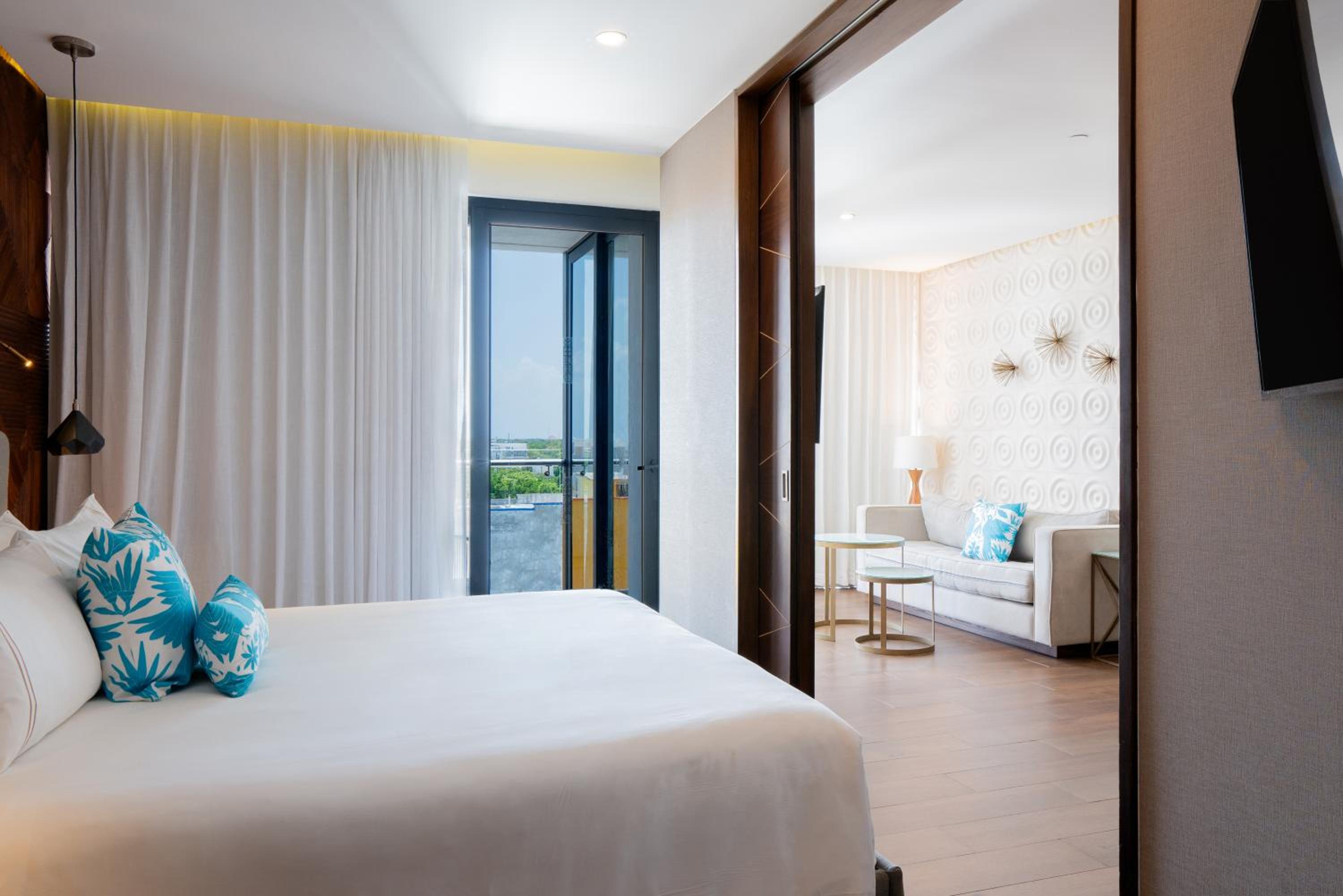 One-Bedroom King Suite with Terrace