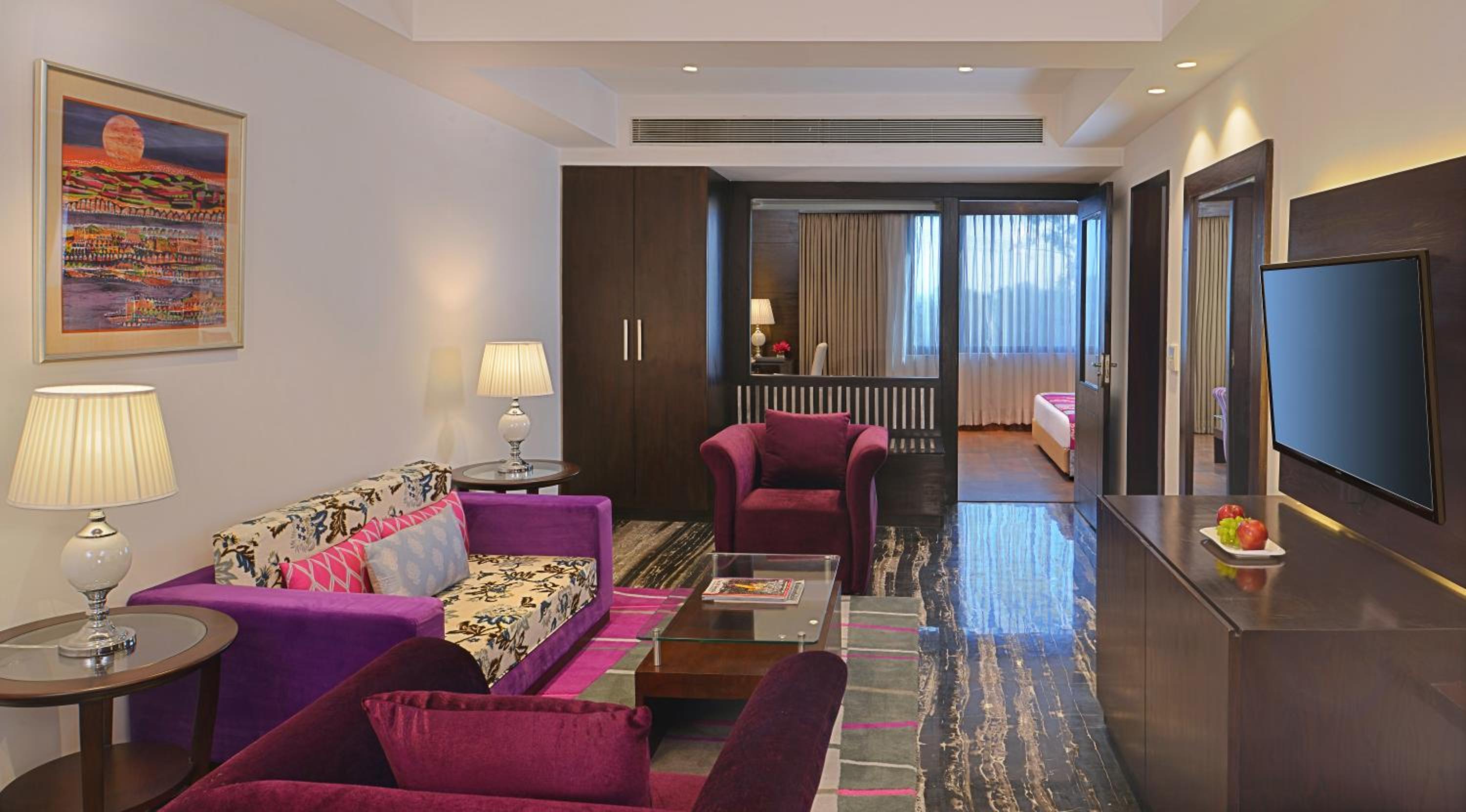 Deluxe Suite