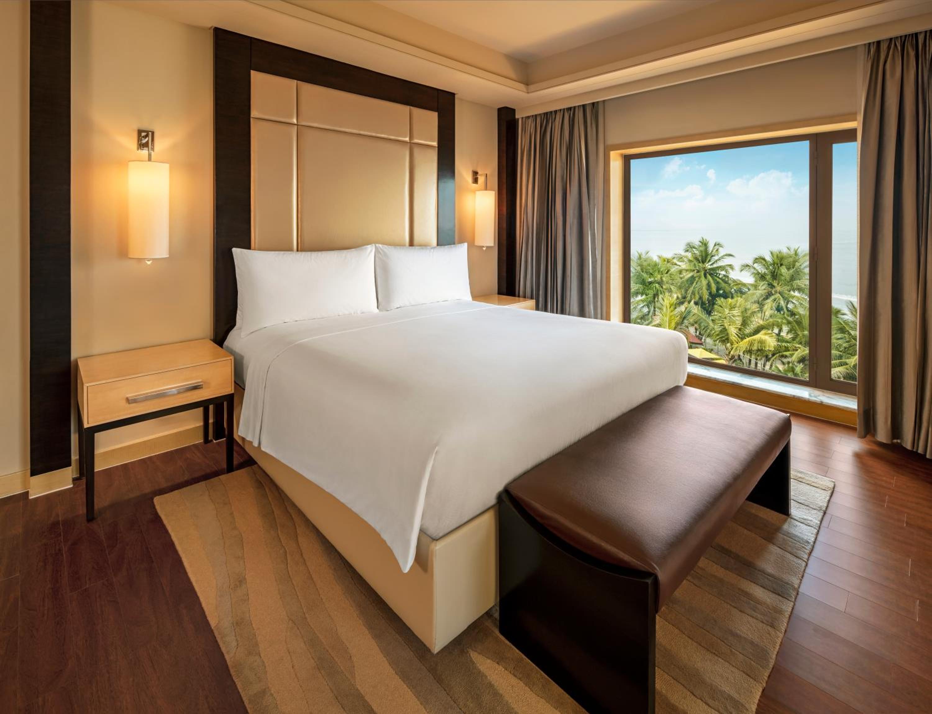 Executive Lounge Access, Guest room, 1 King