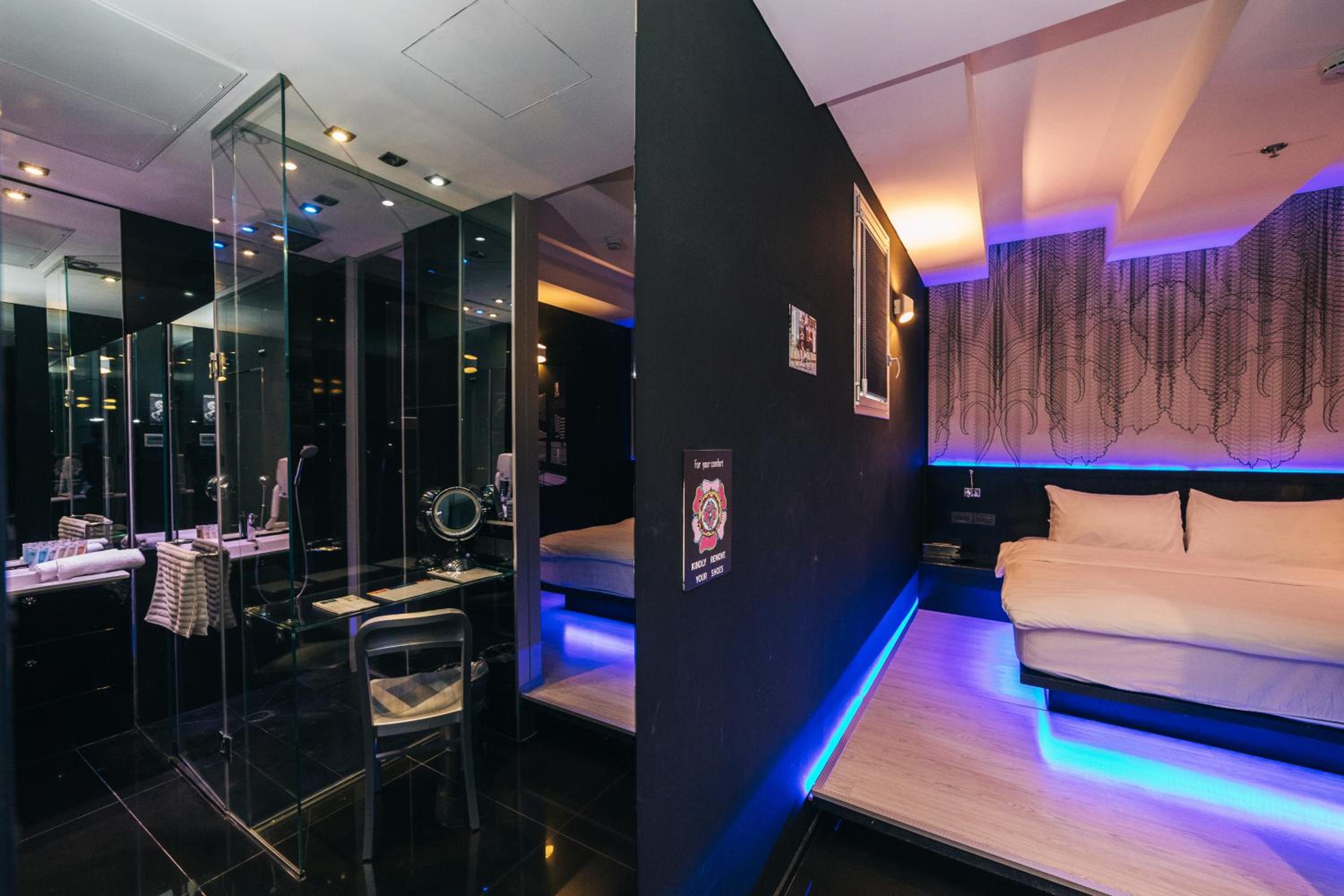 Standard Room - Ultra Modern decor