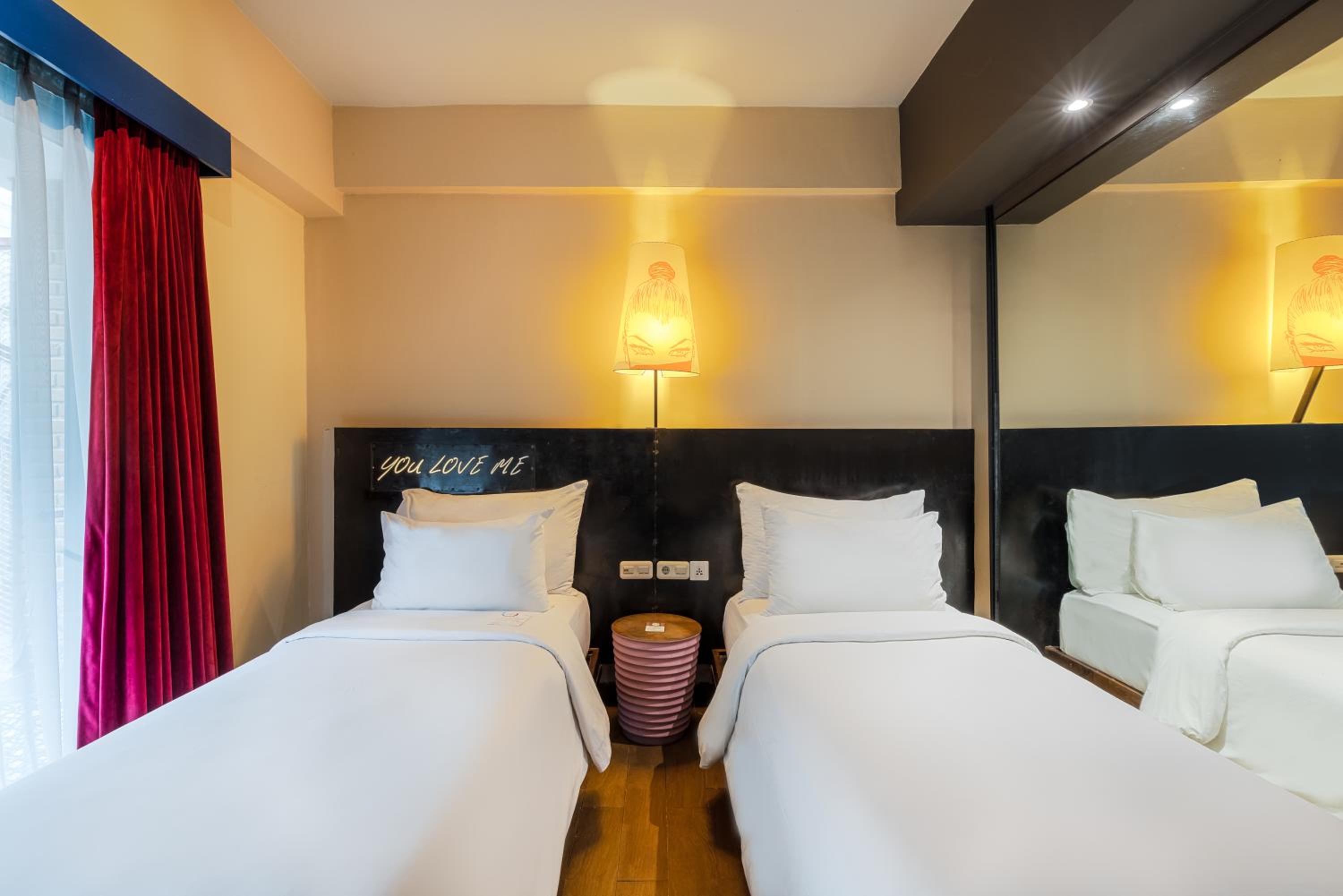 Dash Studio Graffiti with Free 2 Bottles Beer