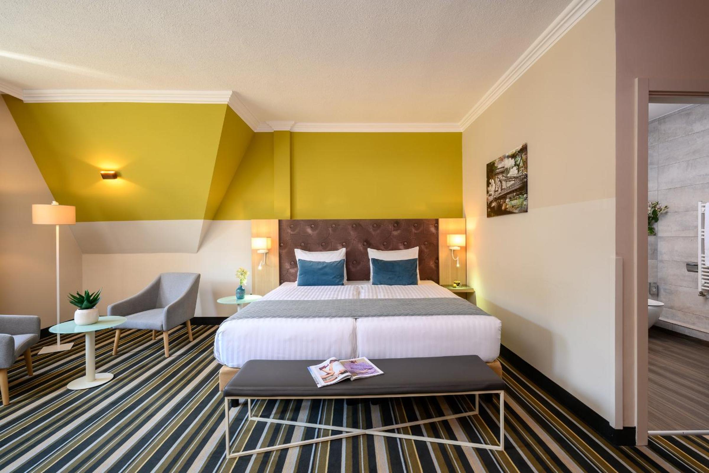 Superior Triple Room