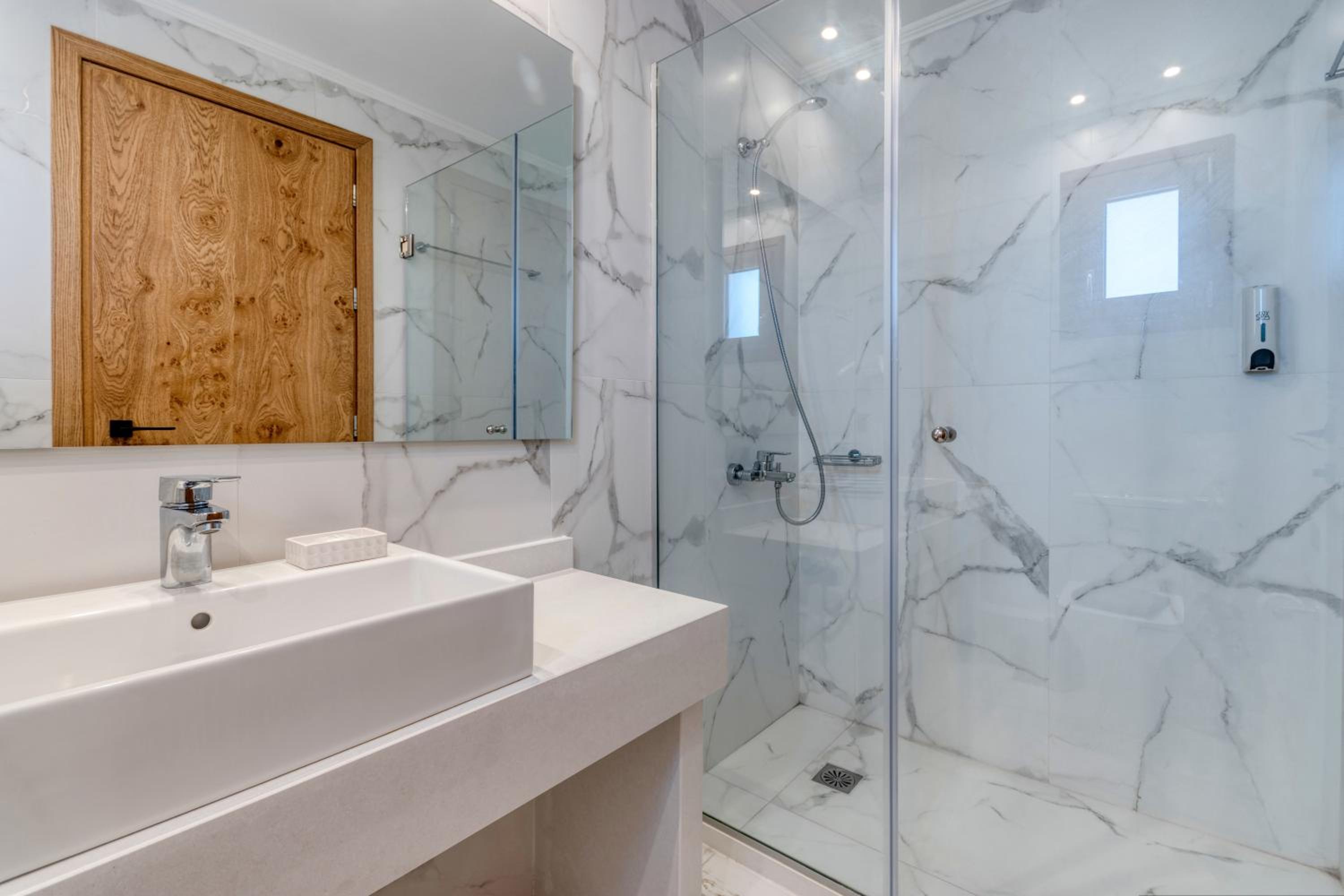 Classic Budget Room Side Sea View (annex)