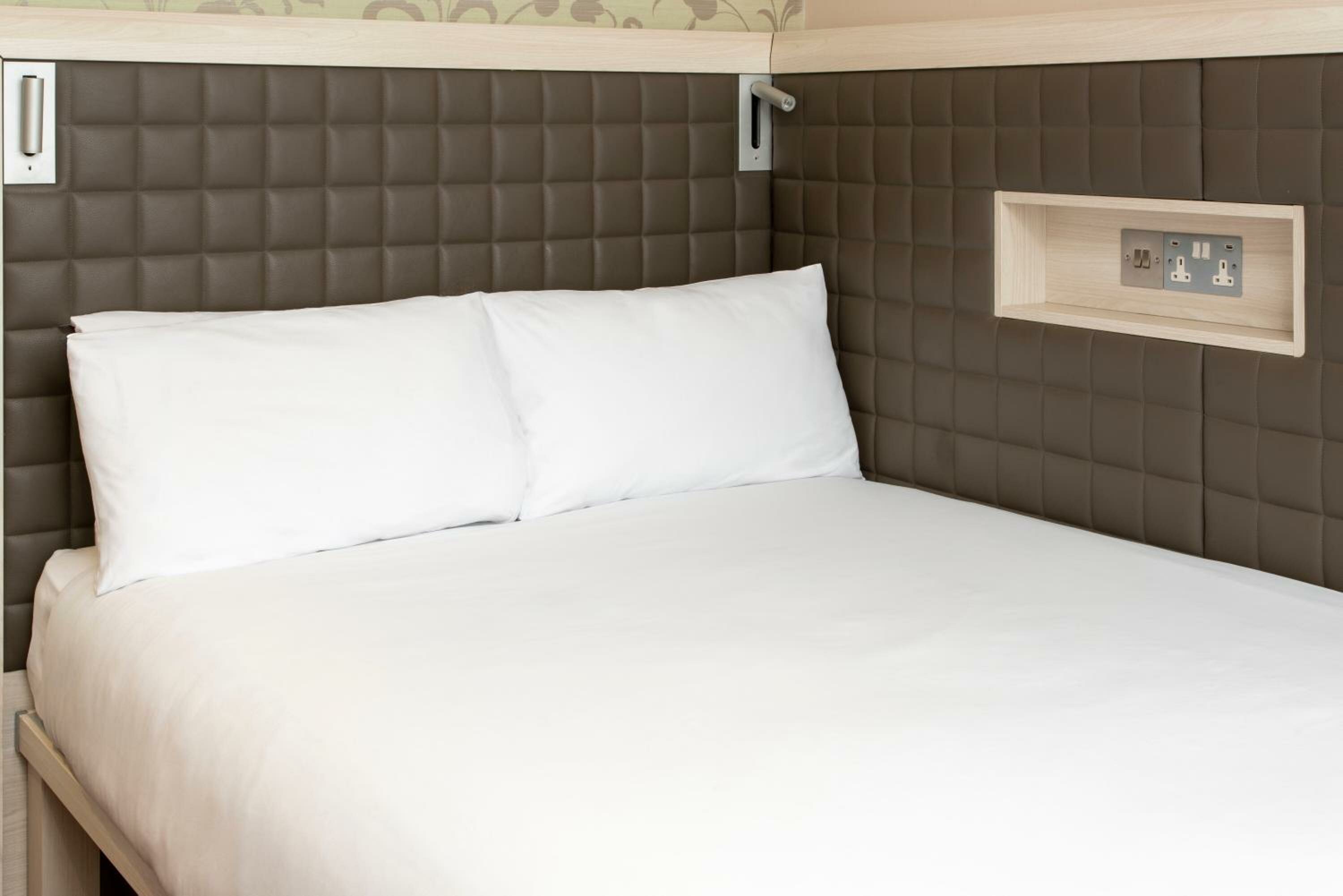 Double Room - Non-Smoking 