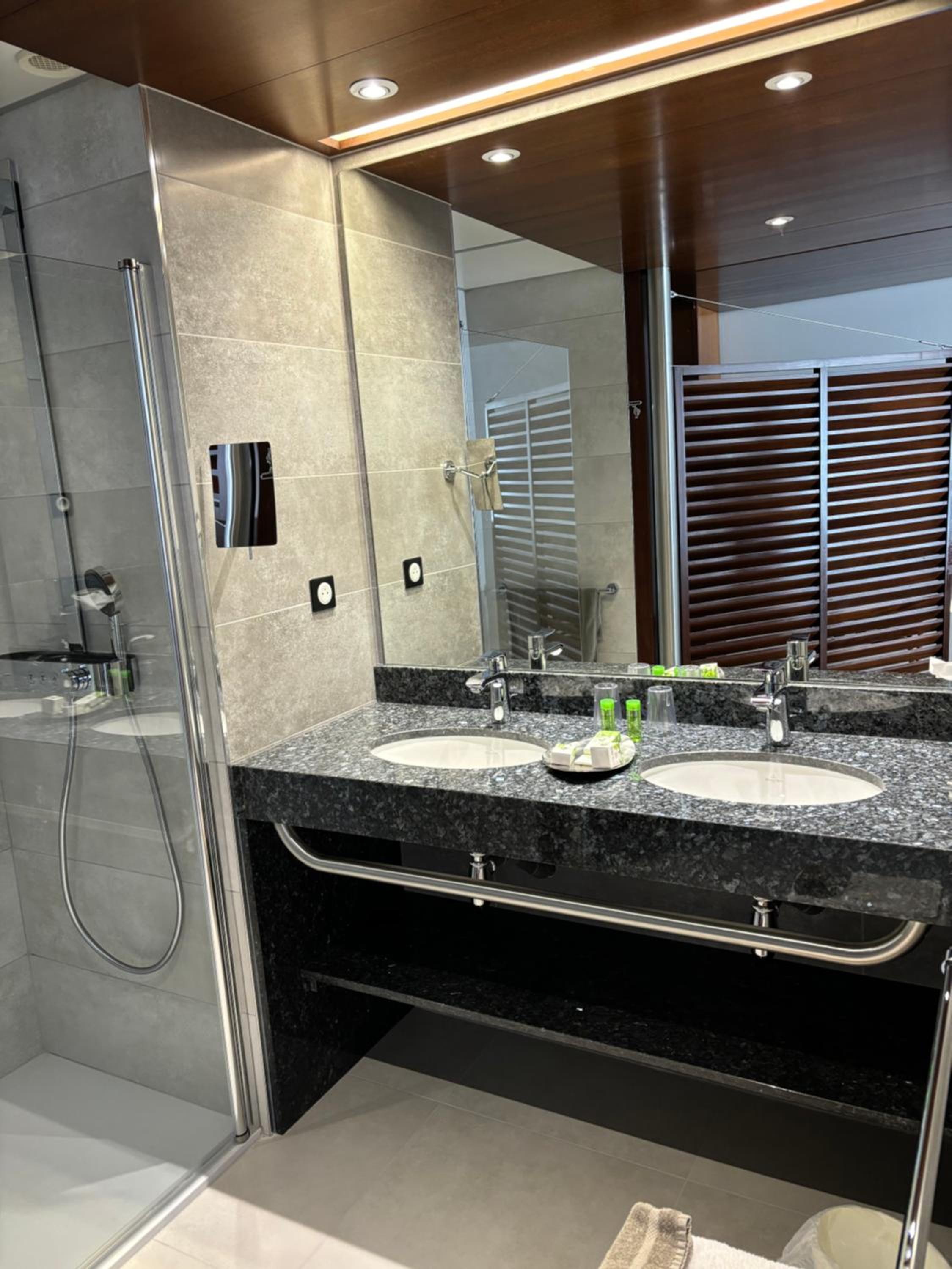 Standard Double Room - No Sea View