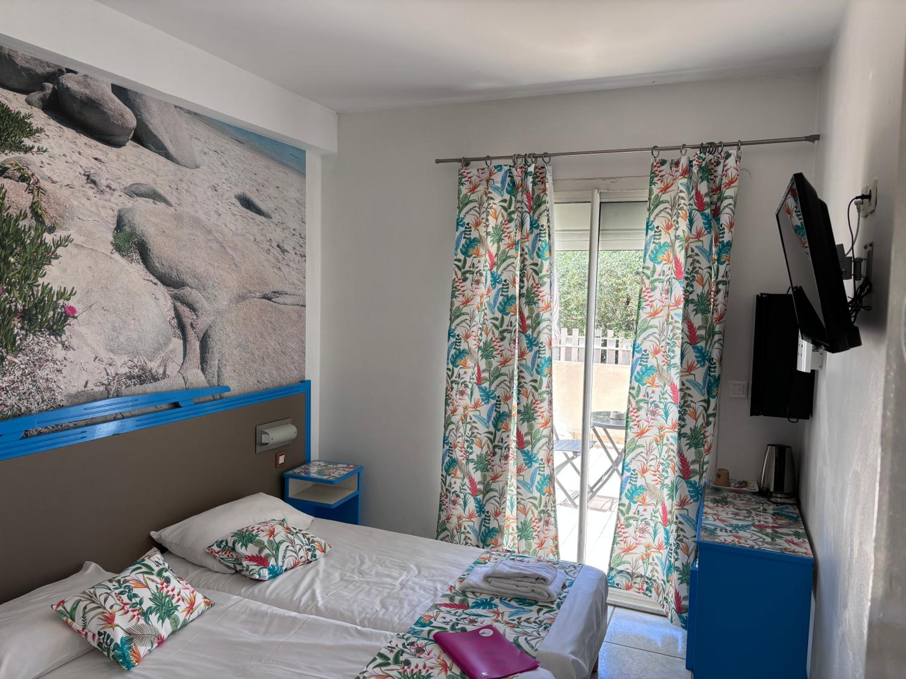 Superior Double Room with Terrace - Ground Floor