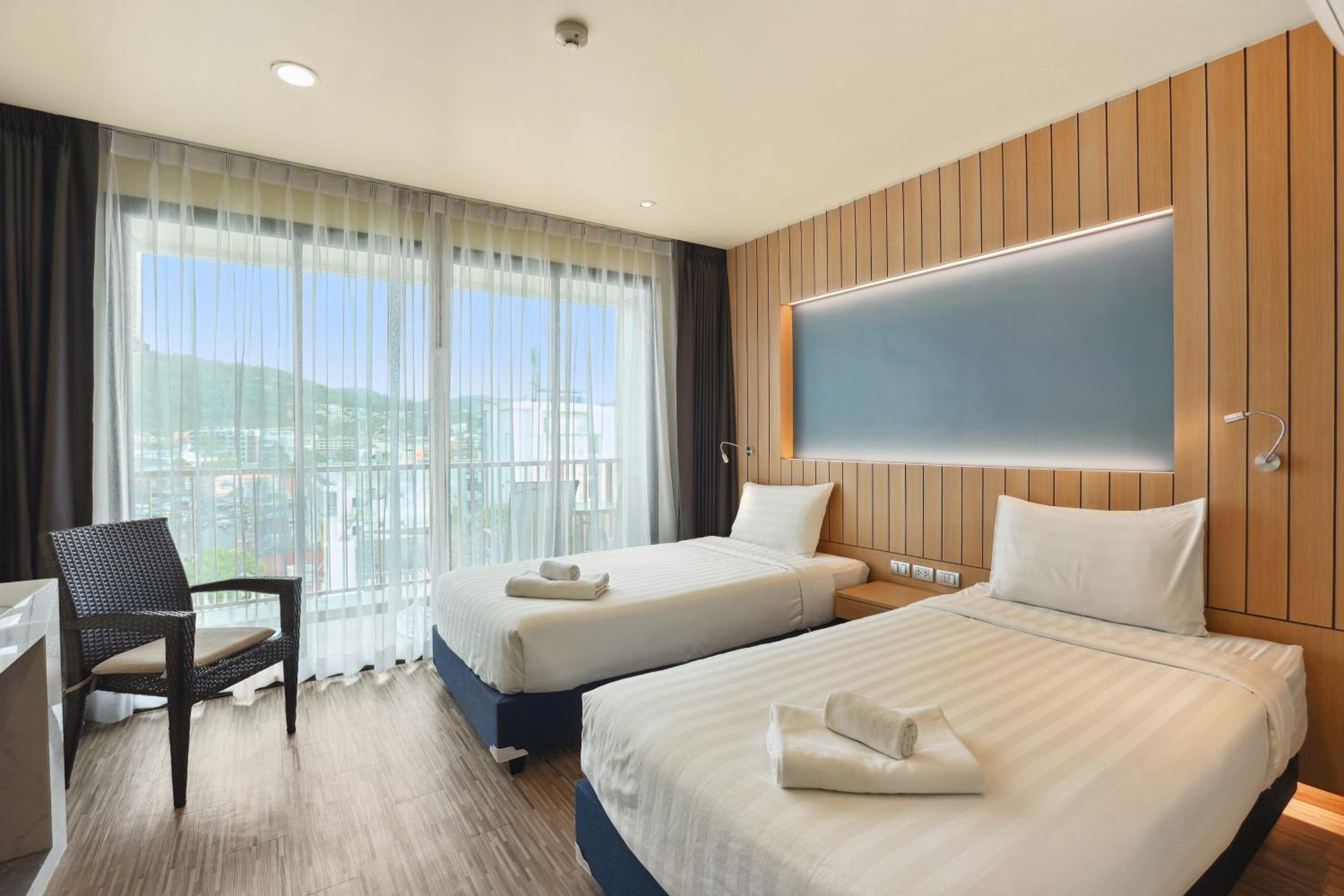 Deluxe Twin Room