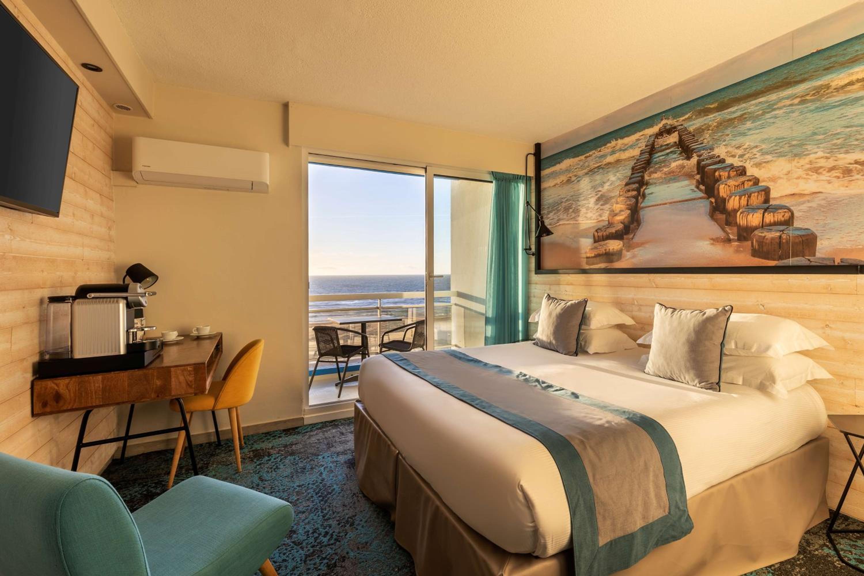 Superior Room with Sea View