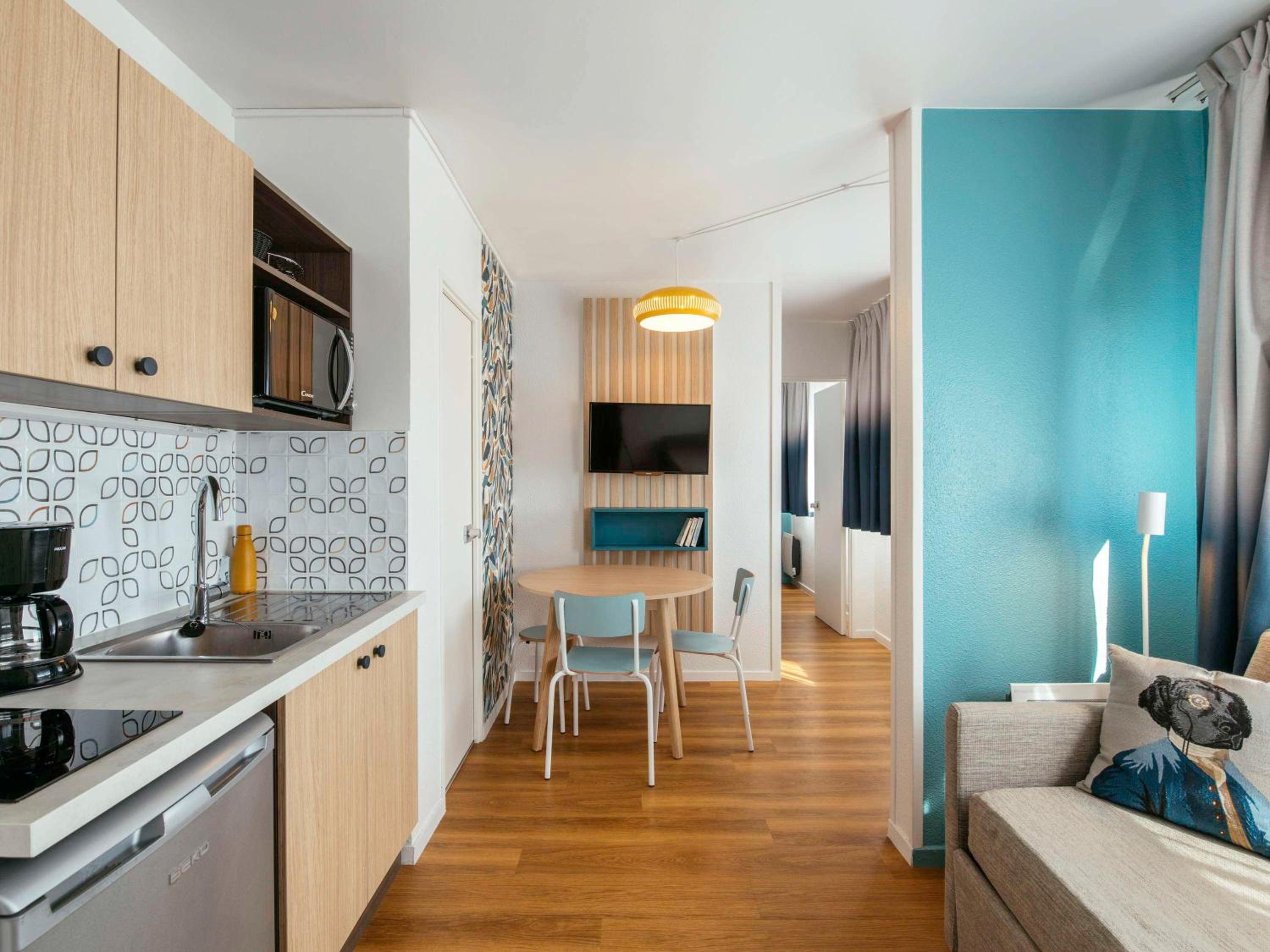 Studio (3 Adults)