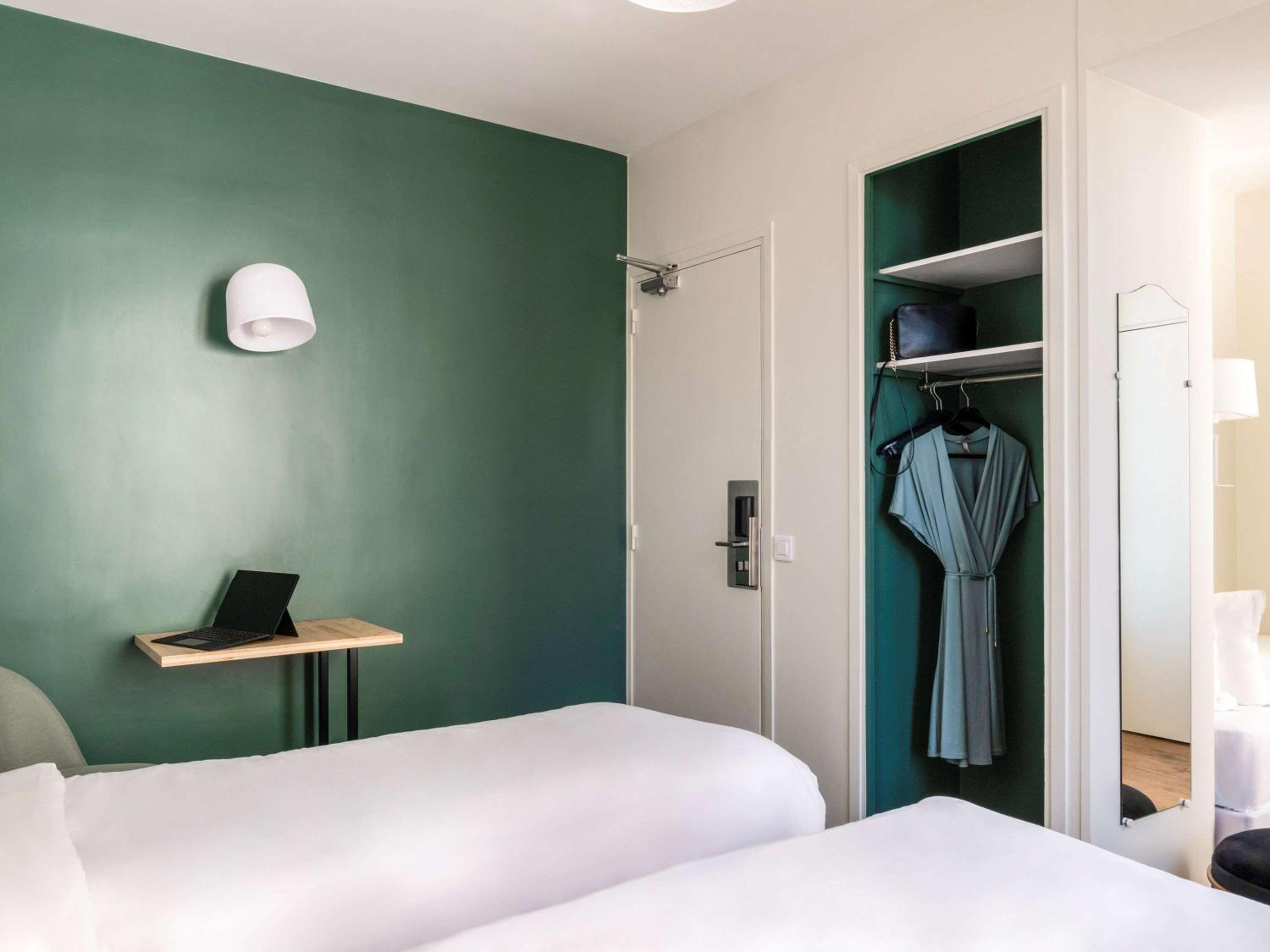 Superior Room with Three Single Beds