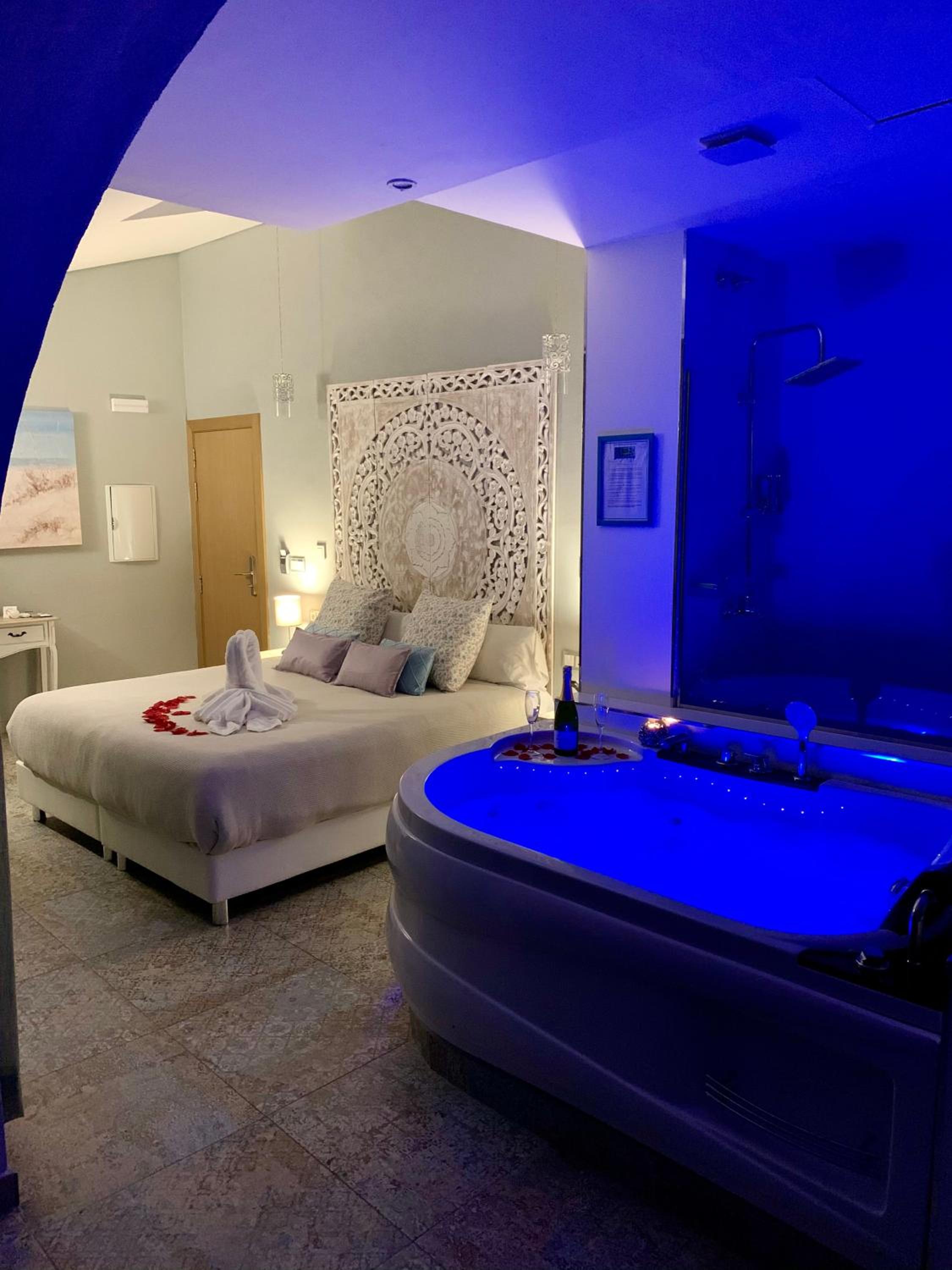 Suite with Jacuzzi