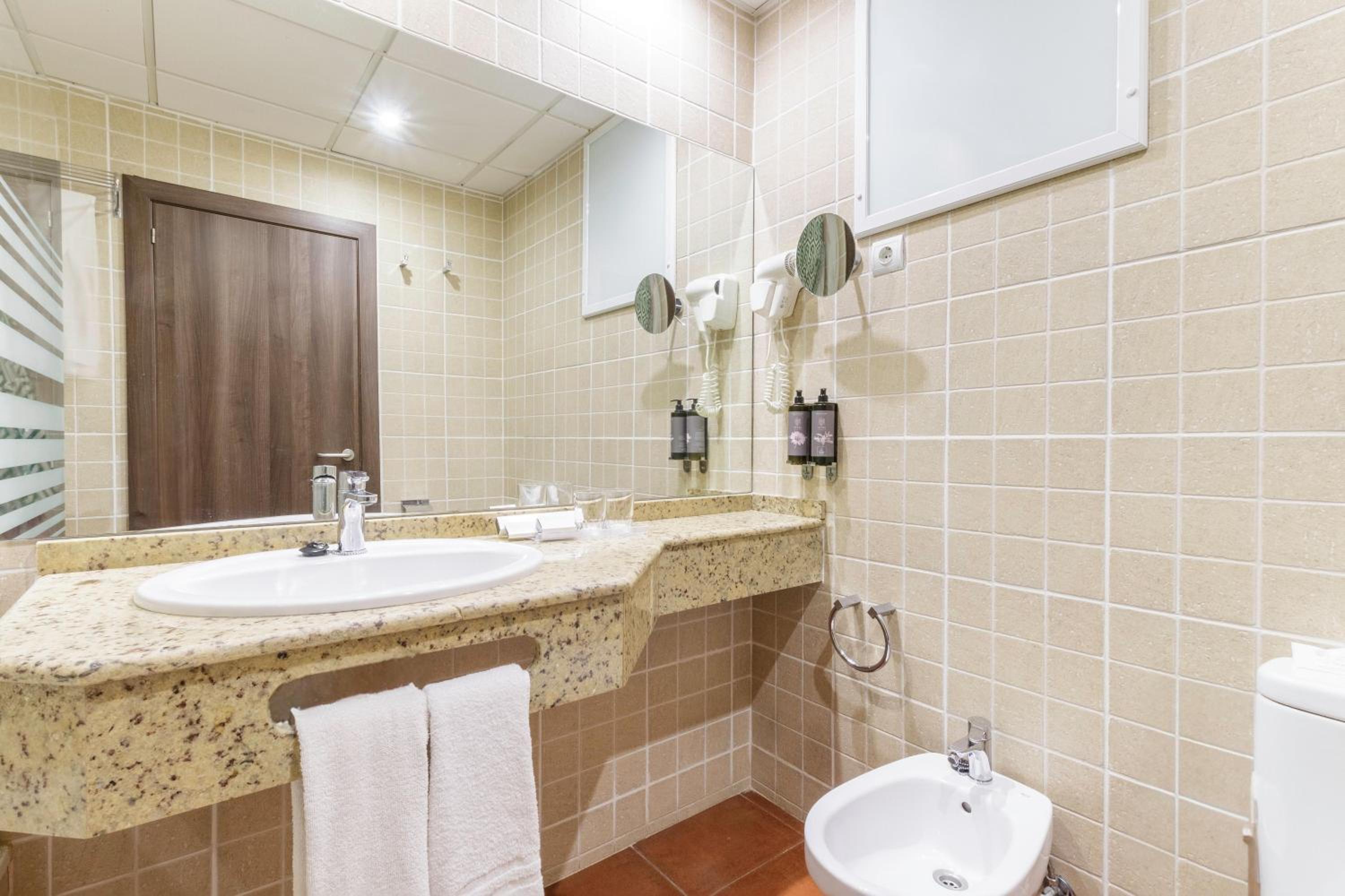 Standard Double Room (2 Adults + 1 Child)