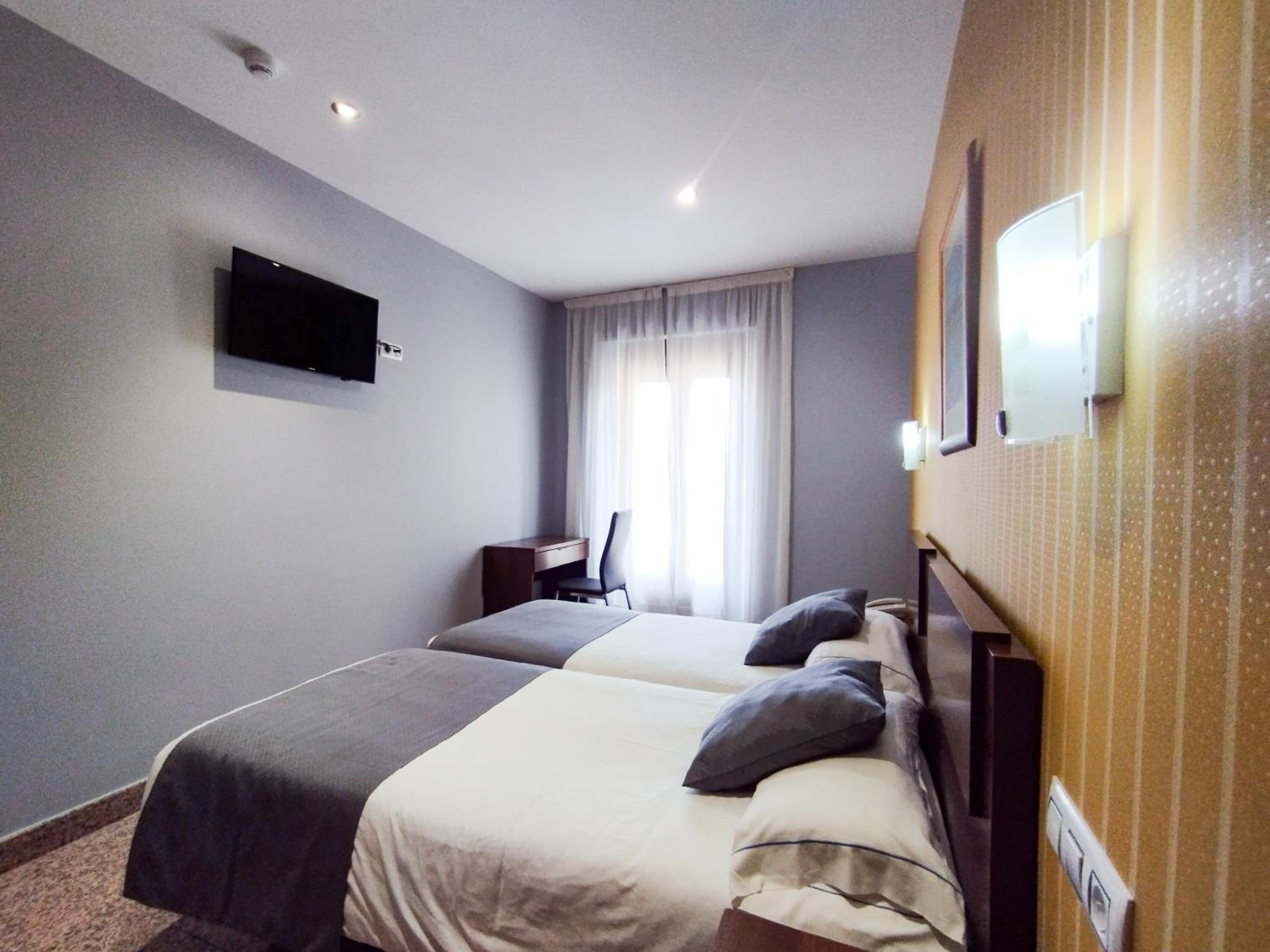 Double Room with Balcony and Cathedral Views