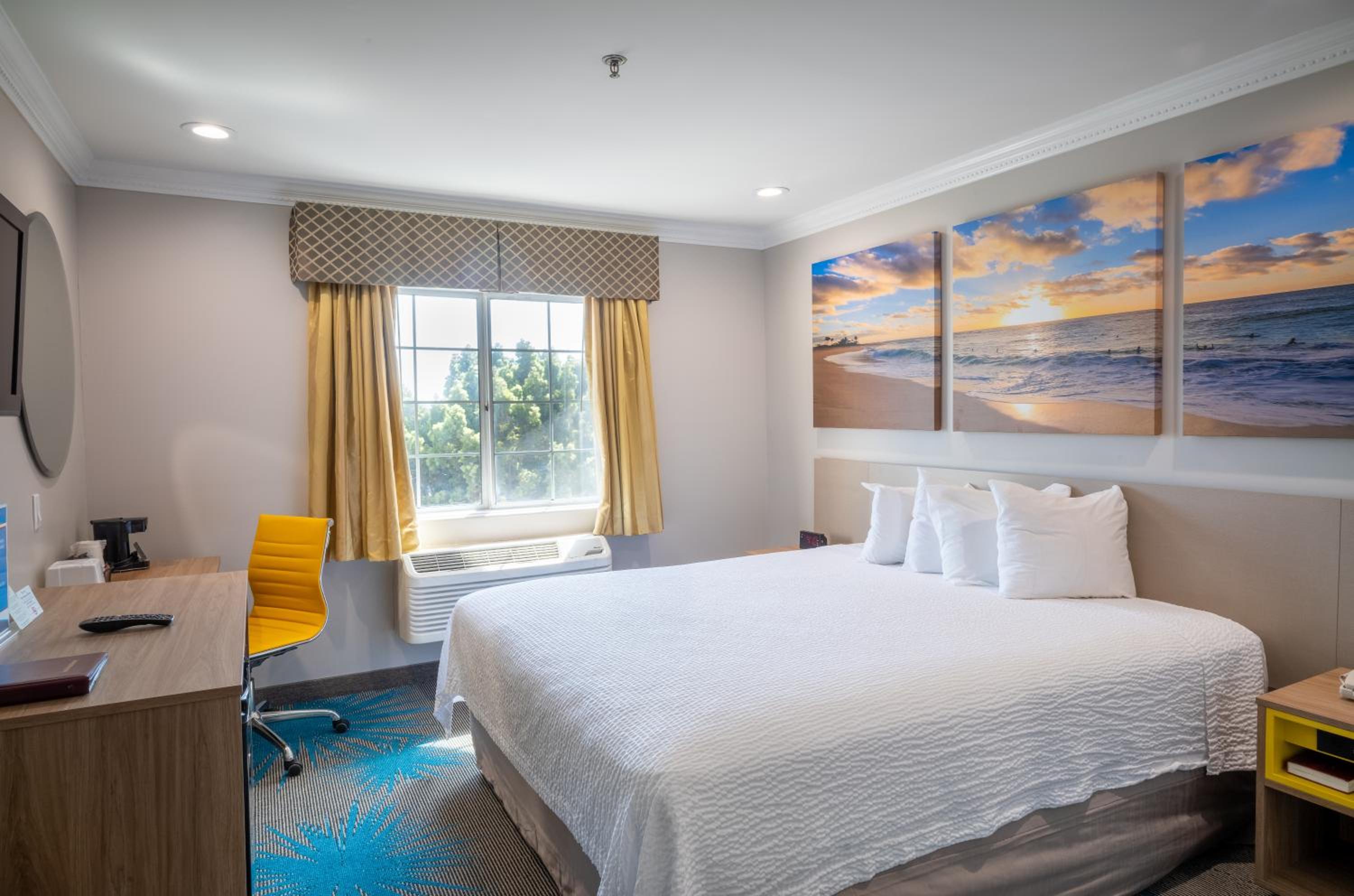 King Room - Mobility Access/Non-Smoking