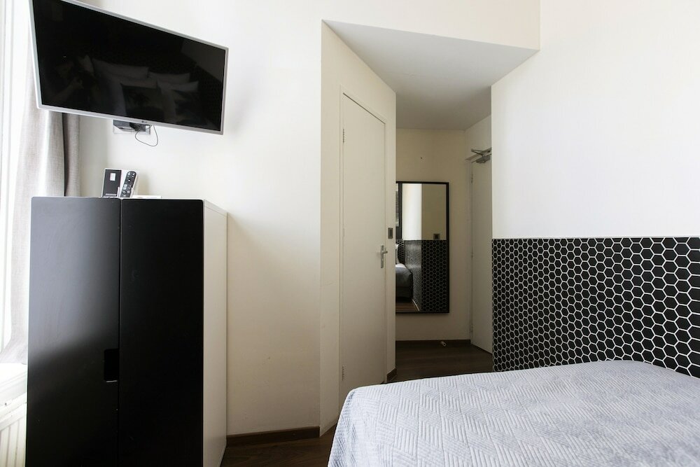 Standard Room, 1 Double Bed, Private Bathroom