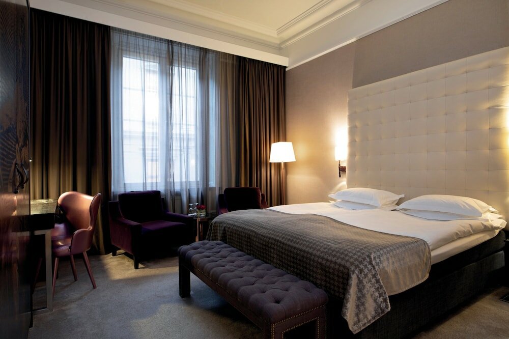 Standard Double Room (SDB)