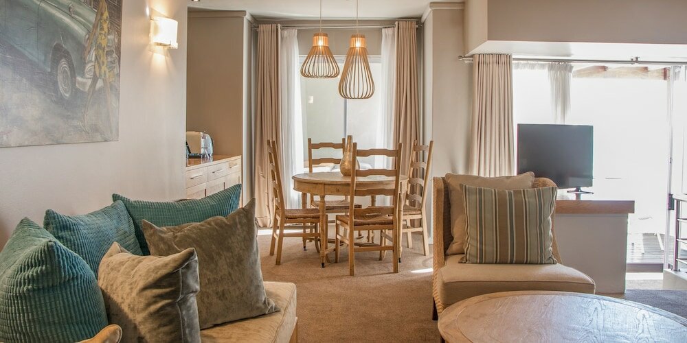 Corner Sea View Suite