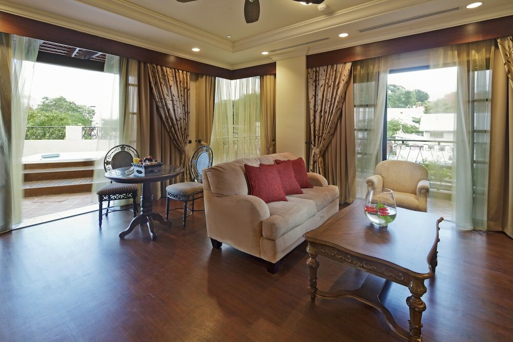 Melaka Suite, 2 Bedrooms (with outdoor Spa Bath)