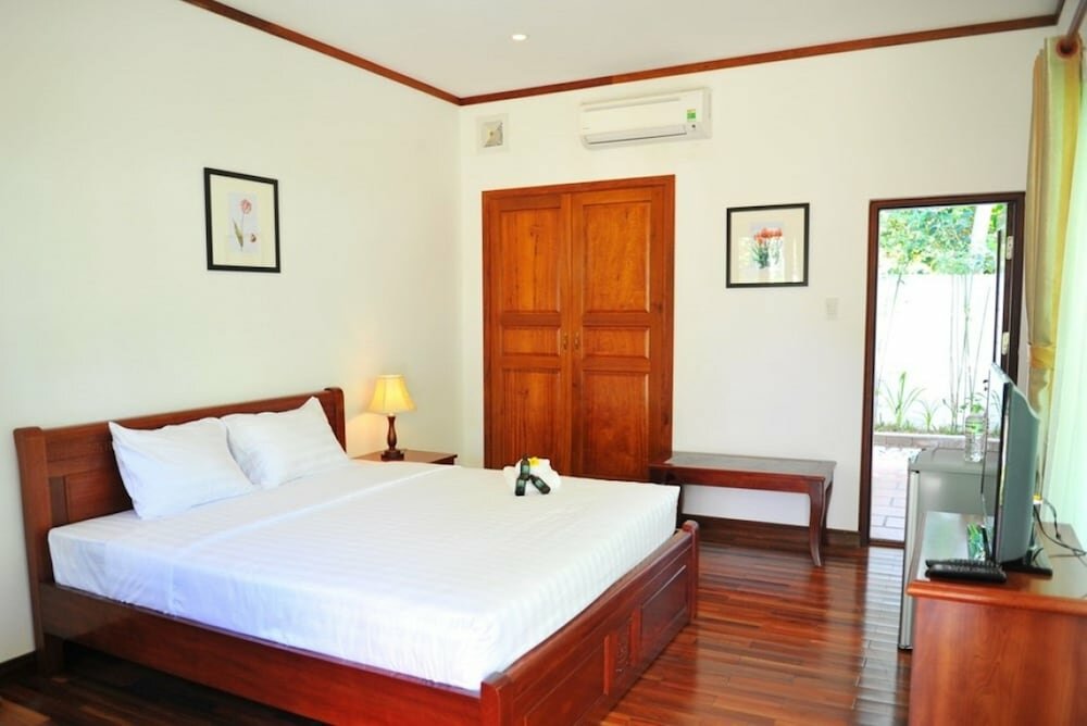 Deluxe Double Room, Pool View