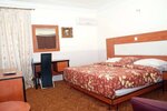 Classic Room в Marvel Hotel Suites