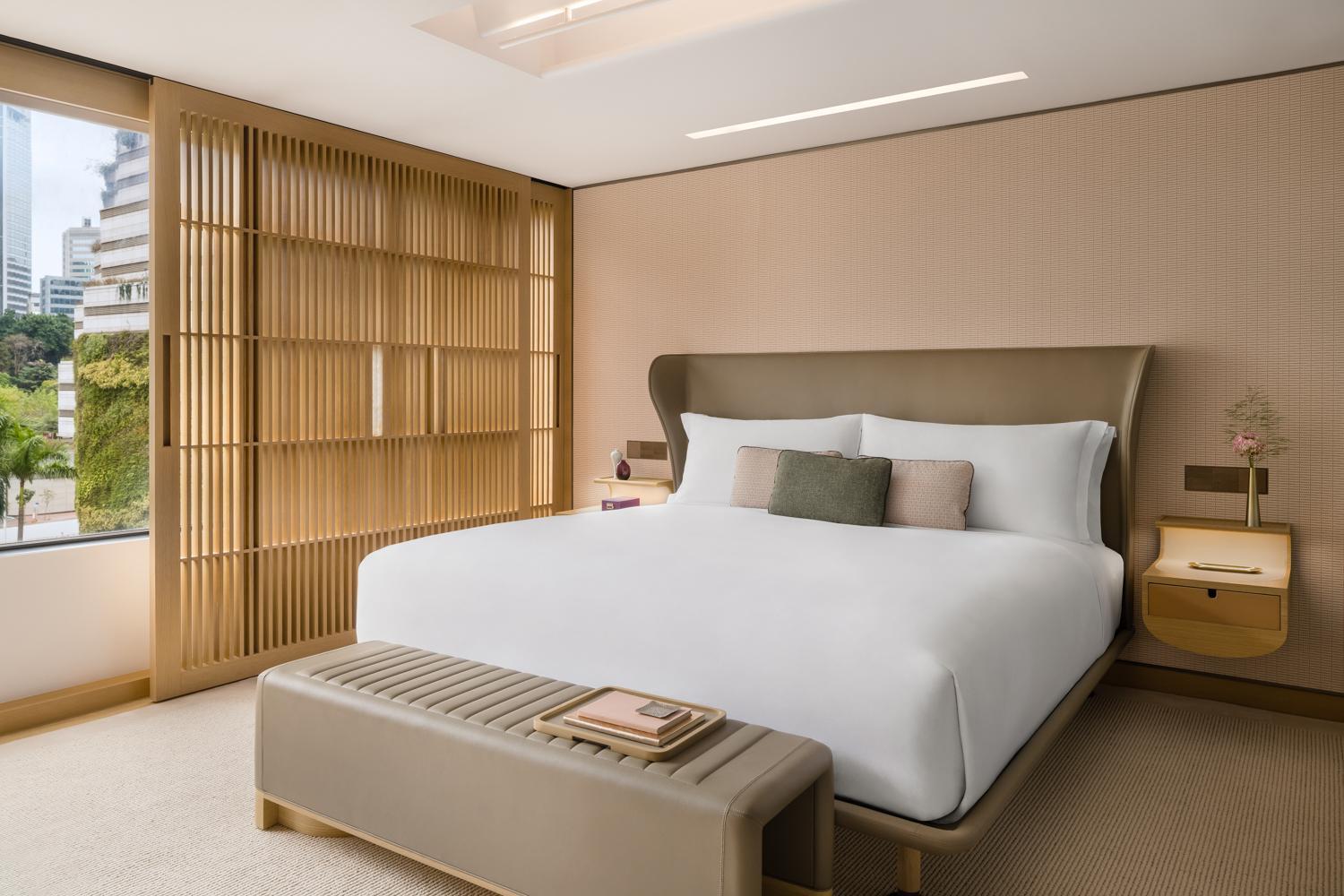 1 Super King Studio Suite Kowloon View