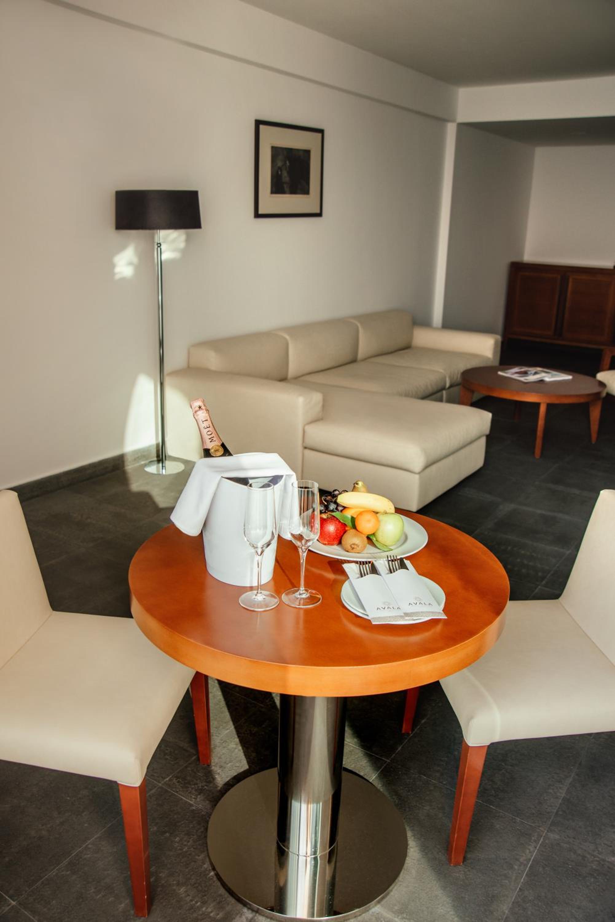 Luxury Suite with Sea View