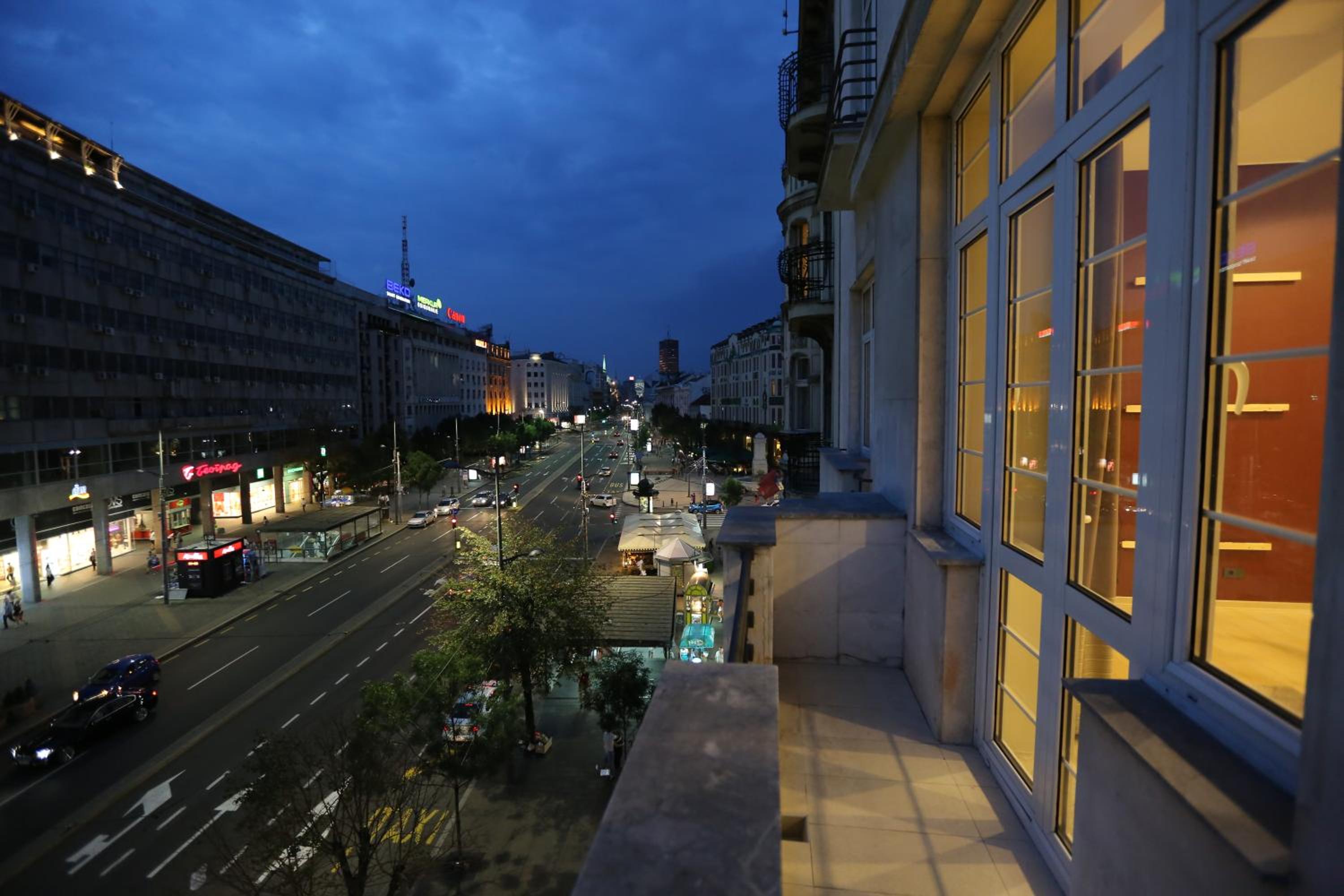  Superior One-Bedroom Apartment