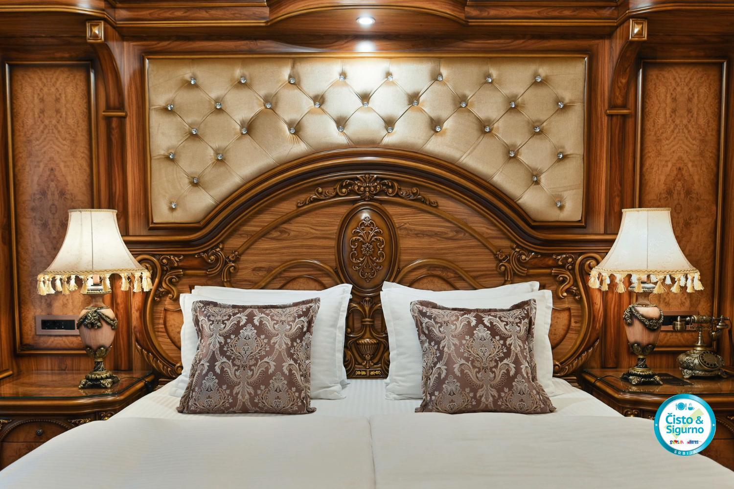 Executive Suite with Balcony