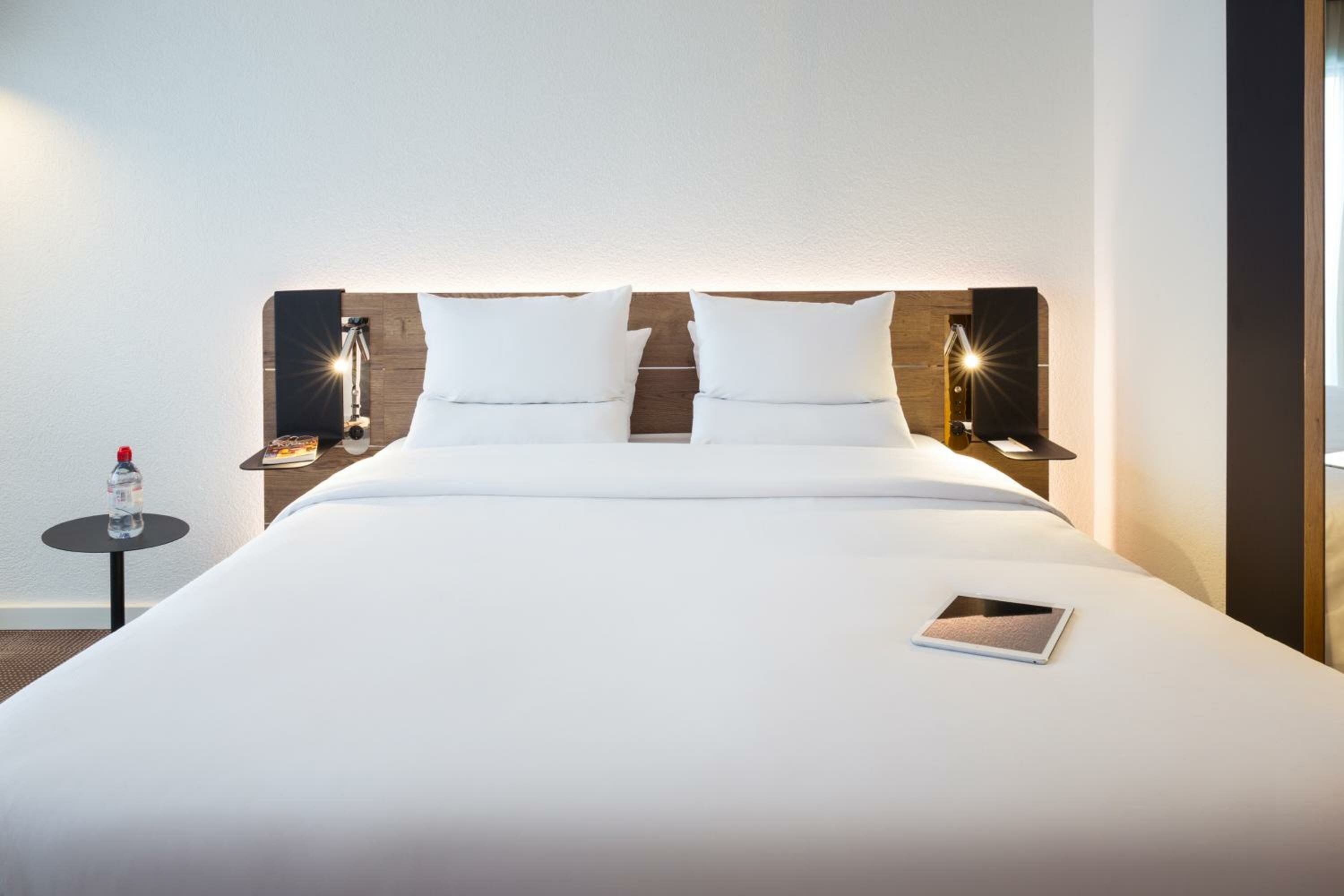 Executive Room with 1 Queen-Size Bed and balcony