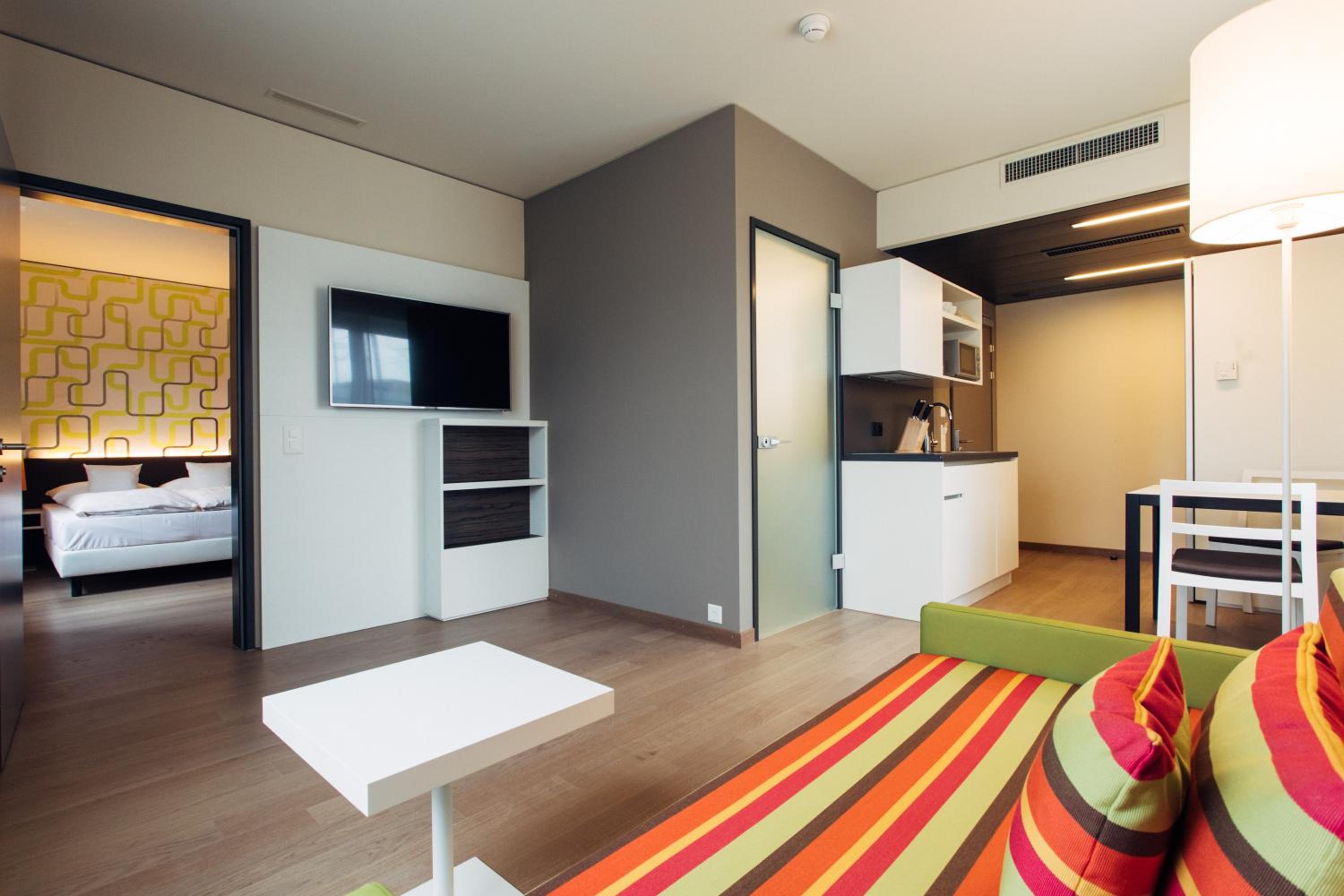 Studio Apartment