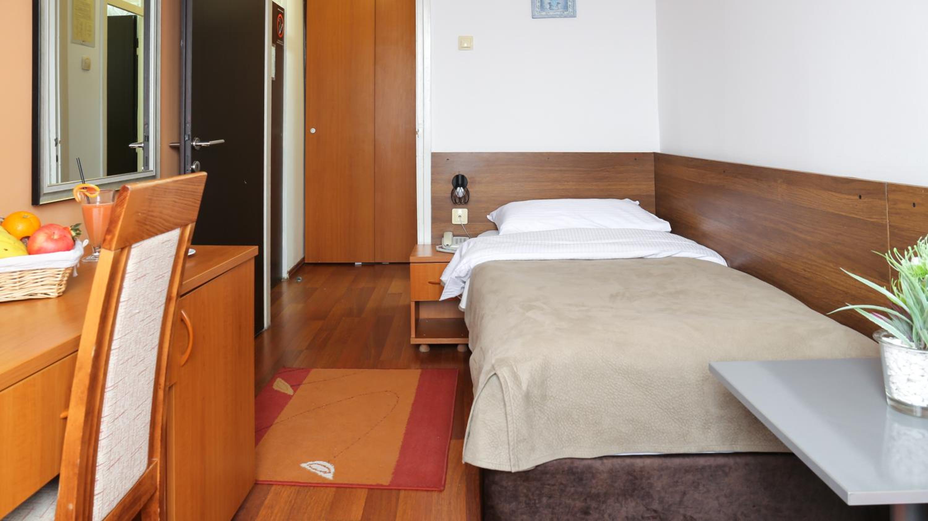 Economy Single Room with Free Parking