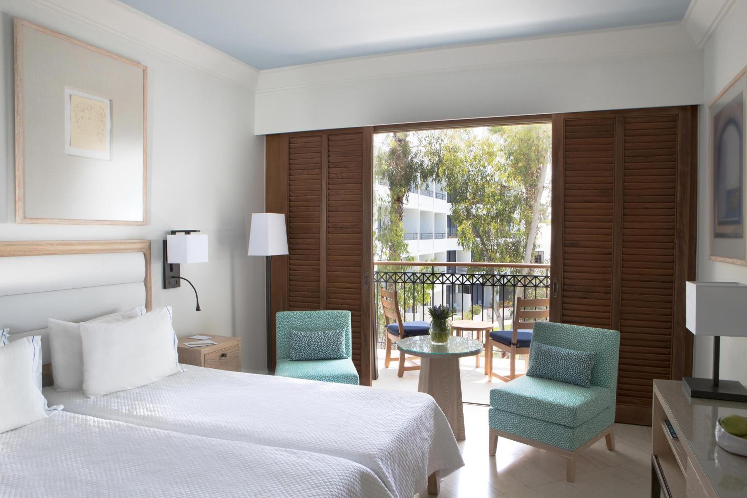 Connecting Inland View Rooms