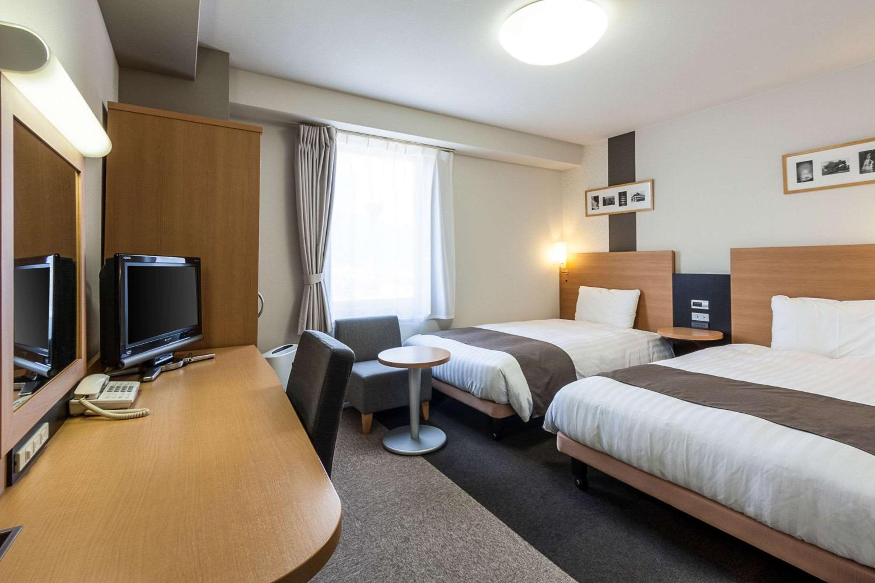 Twin Room - Non-Smoking