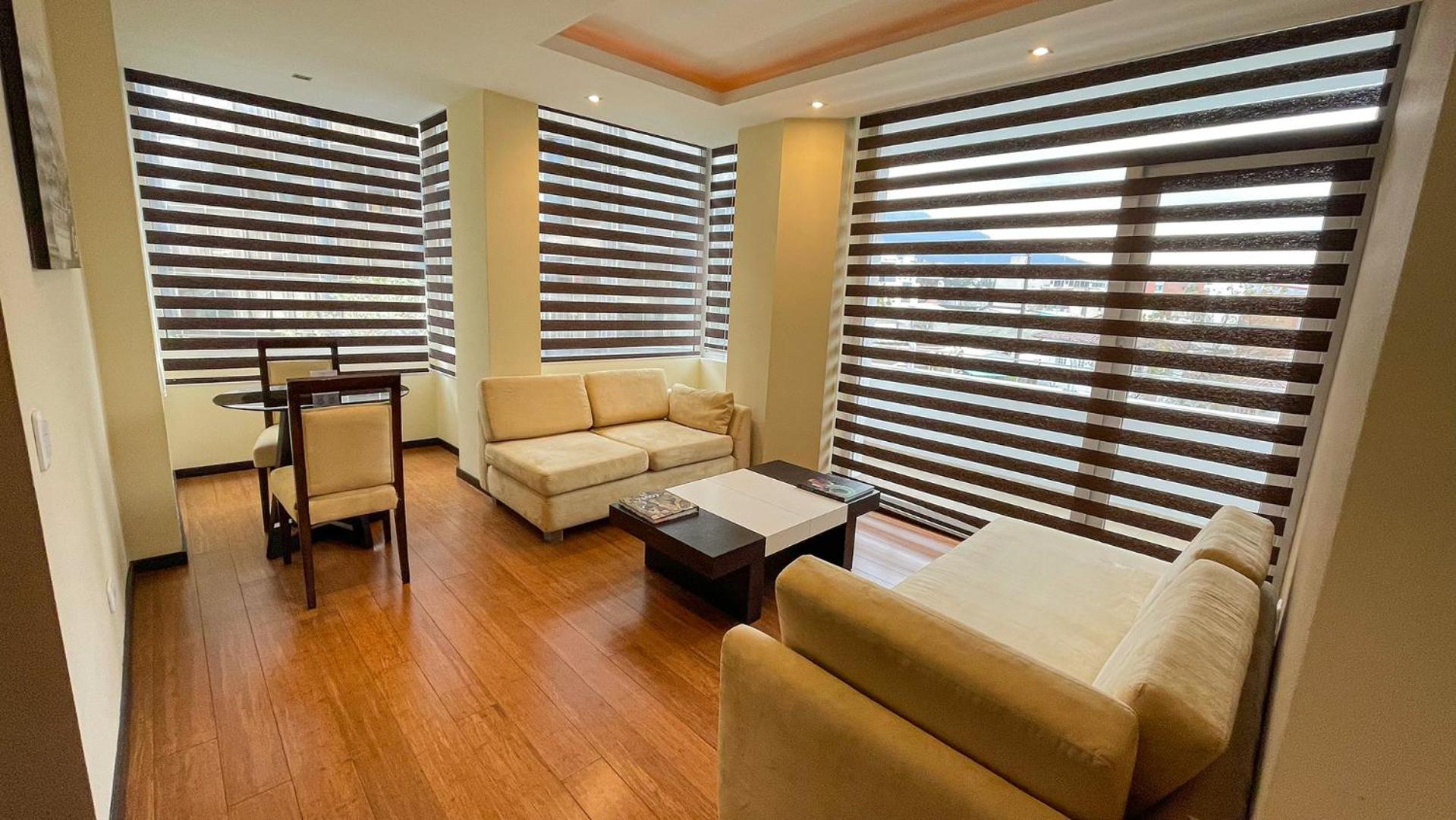 Deluxe King Suite