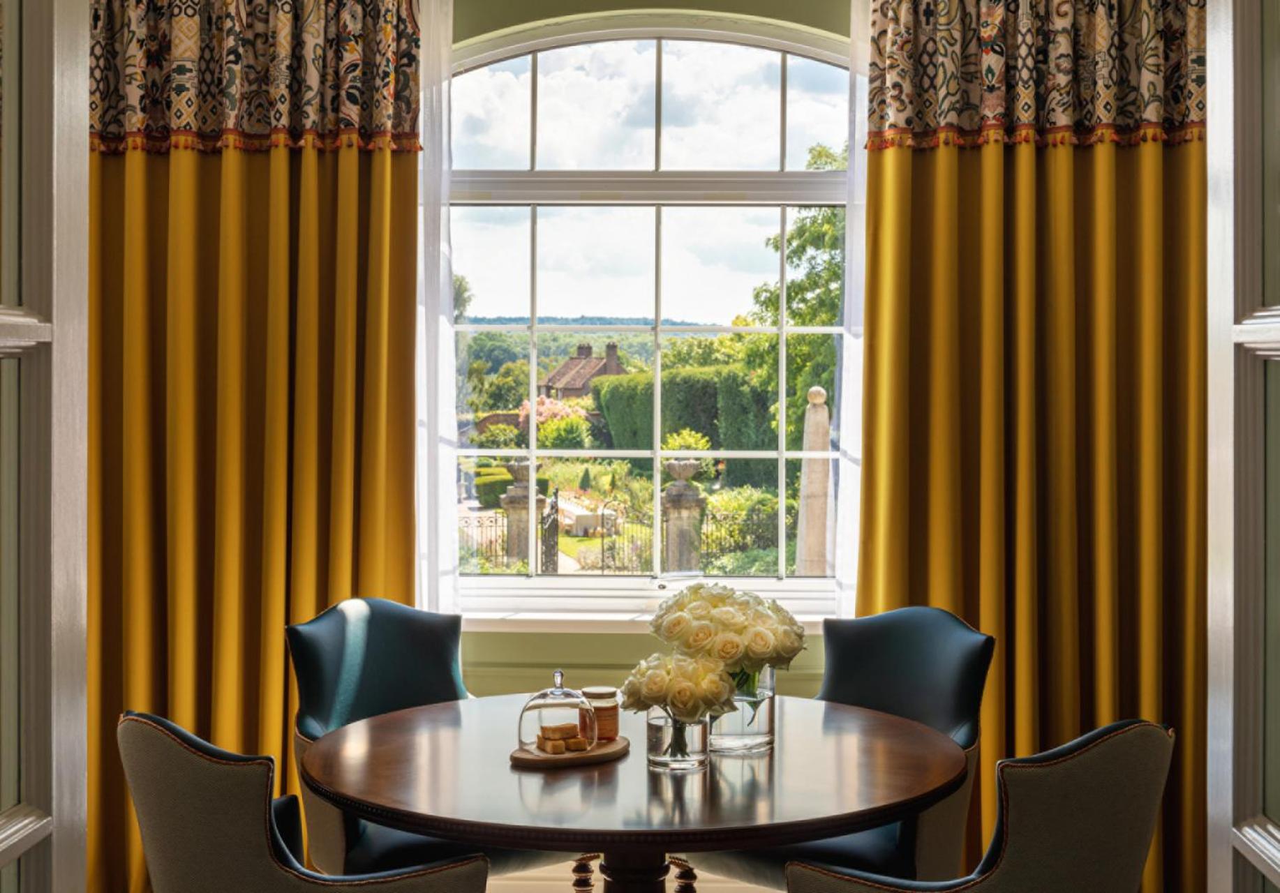 Park Suite with one king bed