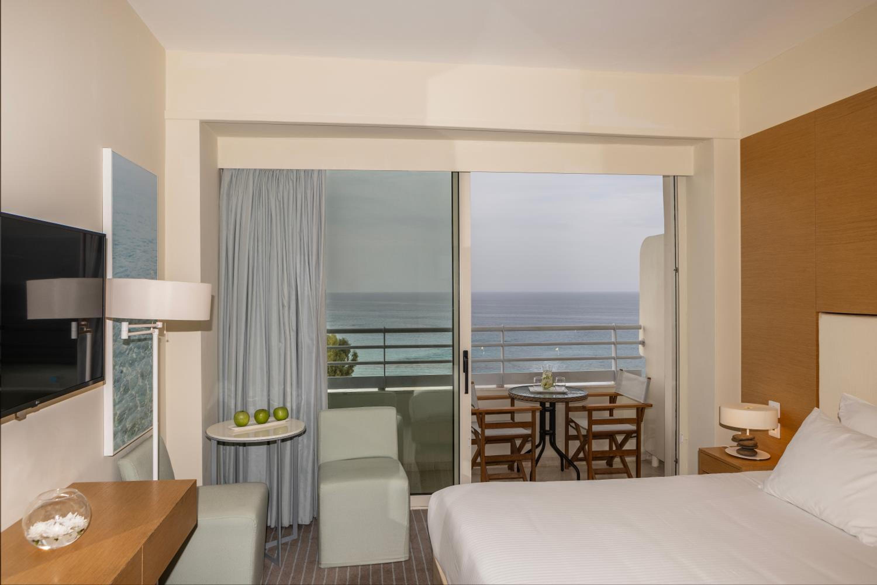 Double or Twin Room with Sea View