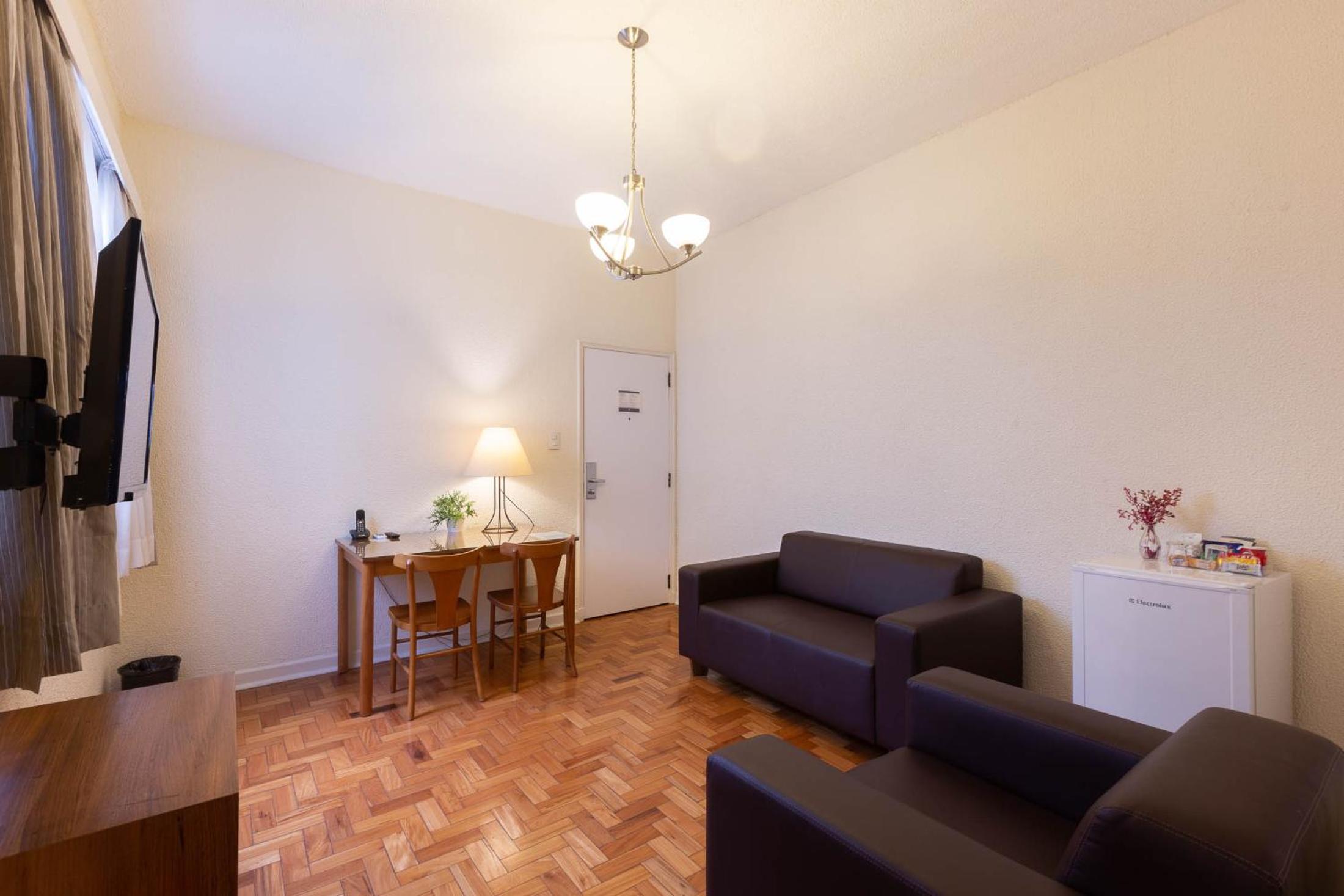 Suite Standard 4 Single