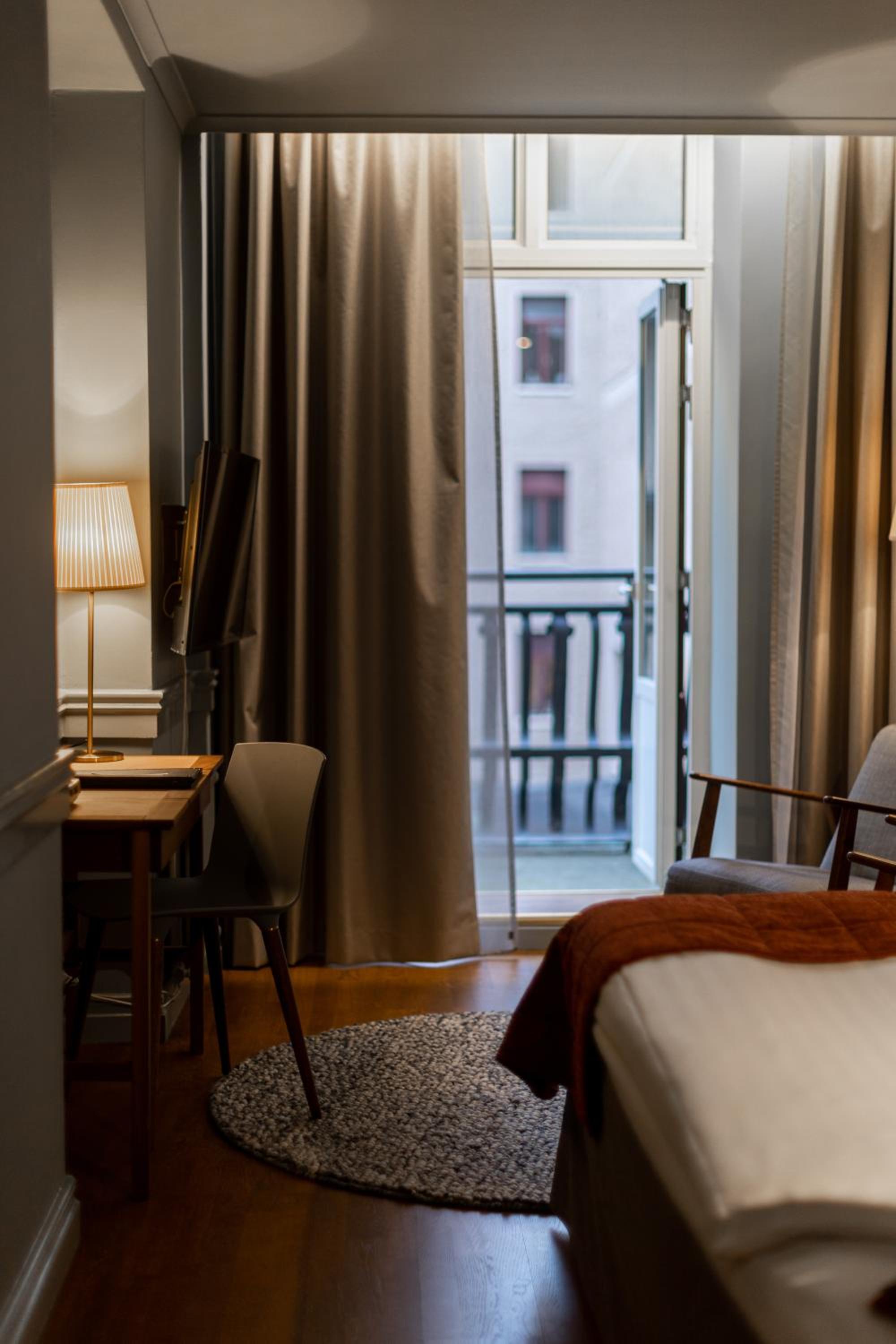 Economy Double Room (55 in bed)