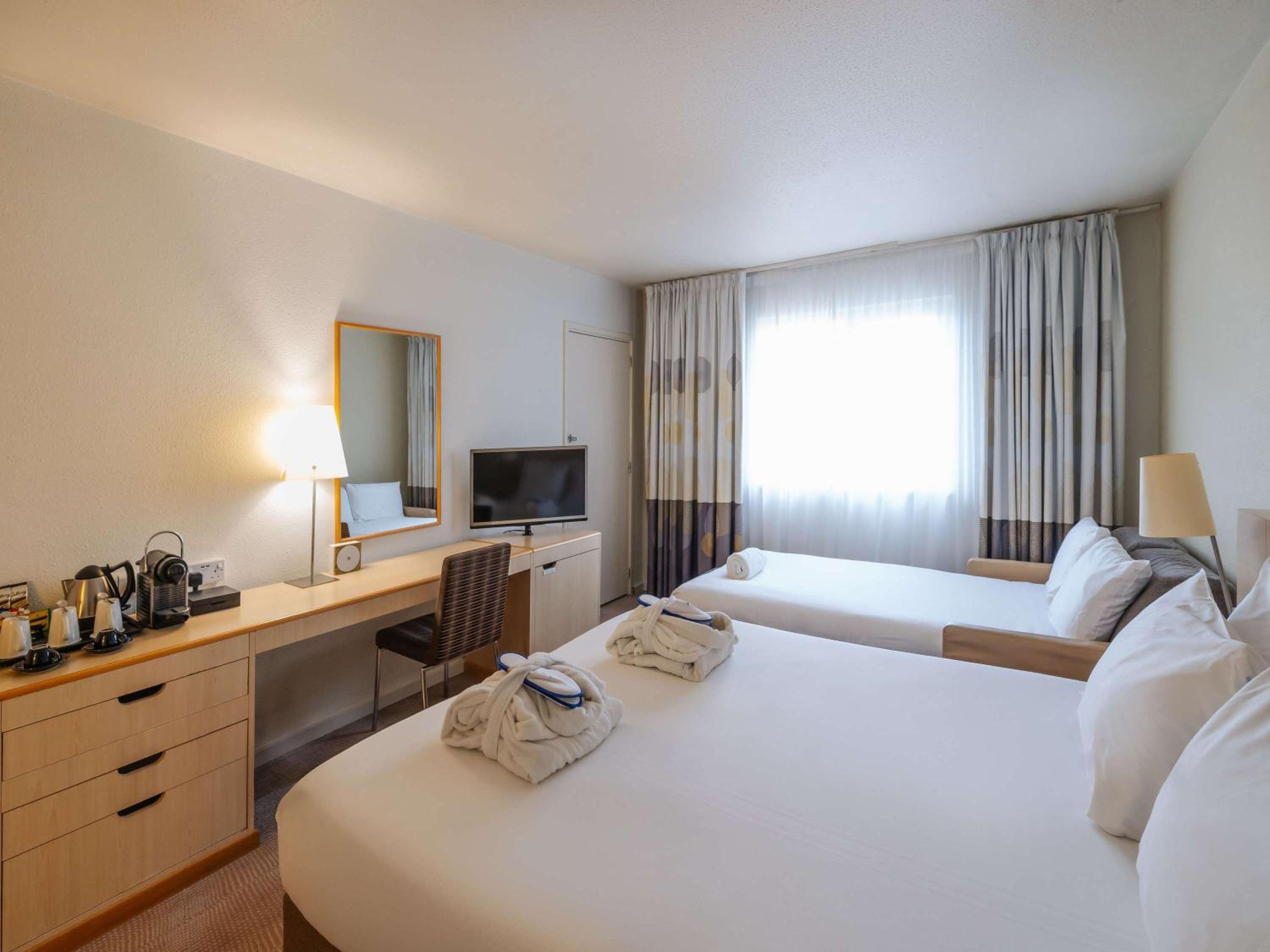 Executive Double Room with Sofa Bed