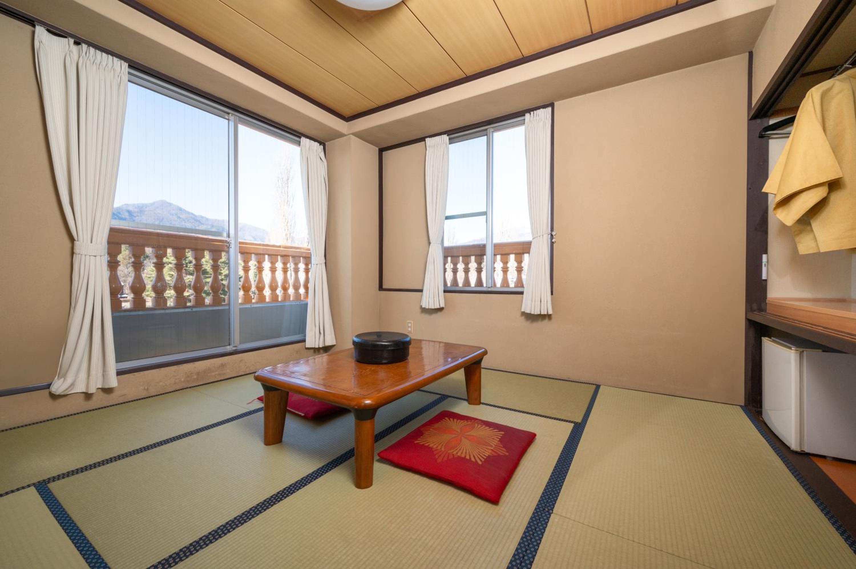 Japanese-Style Twin Room