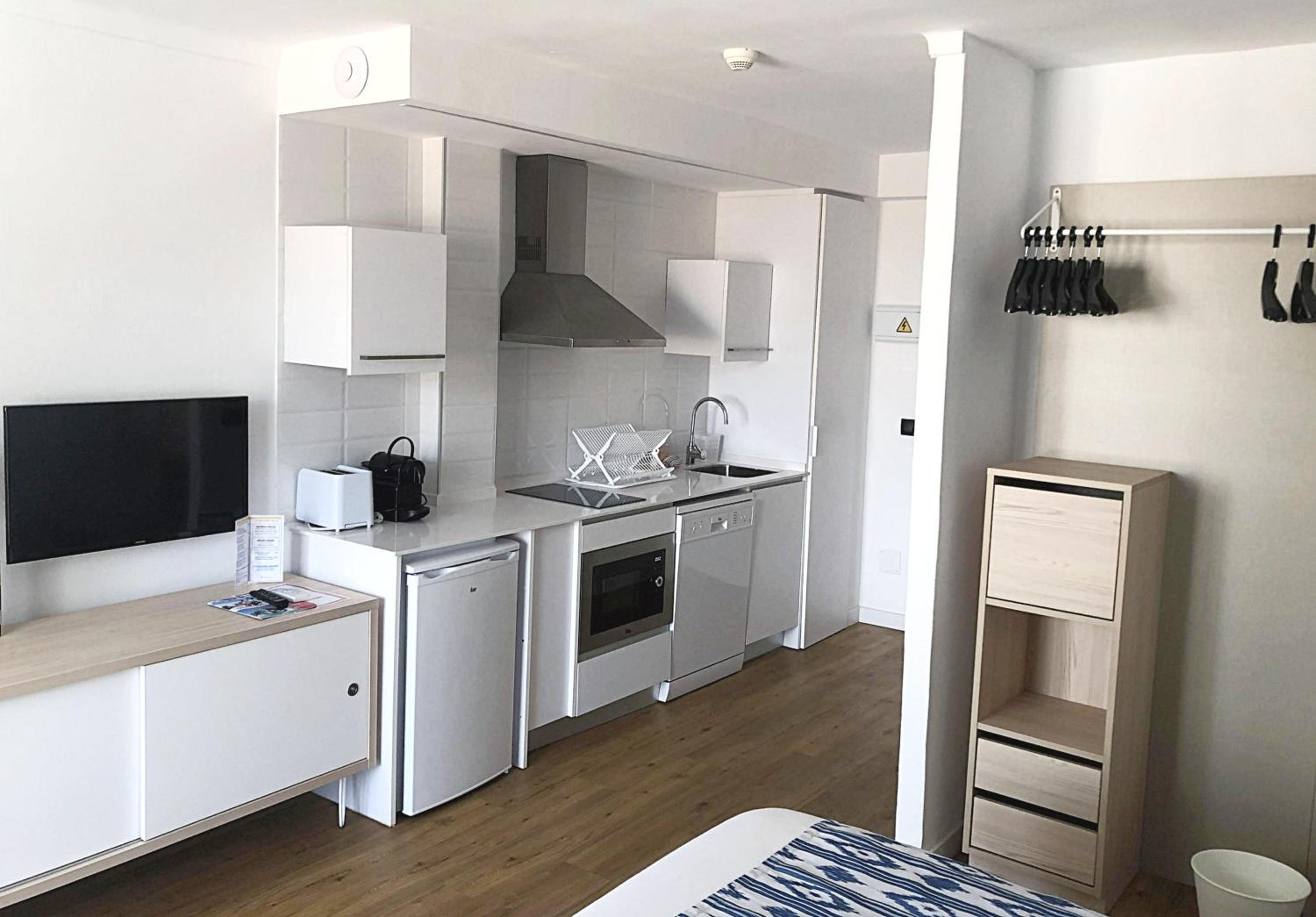 Studio (2 Adults)