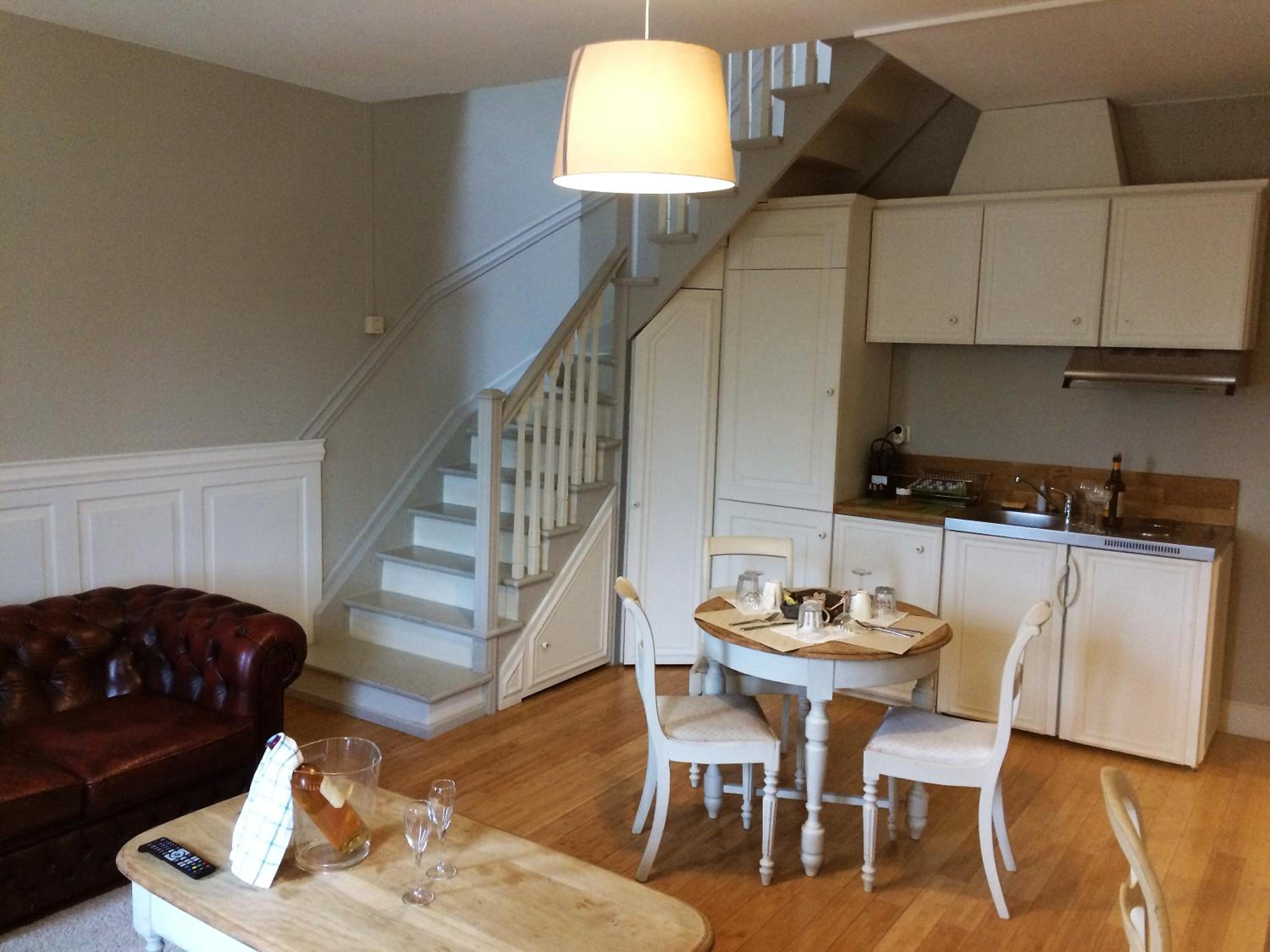 Apartment - Split Level